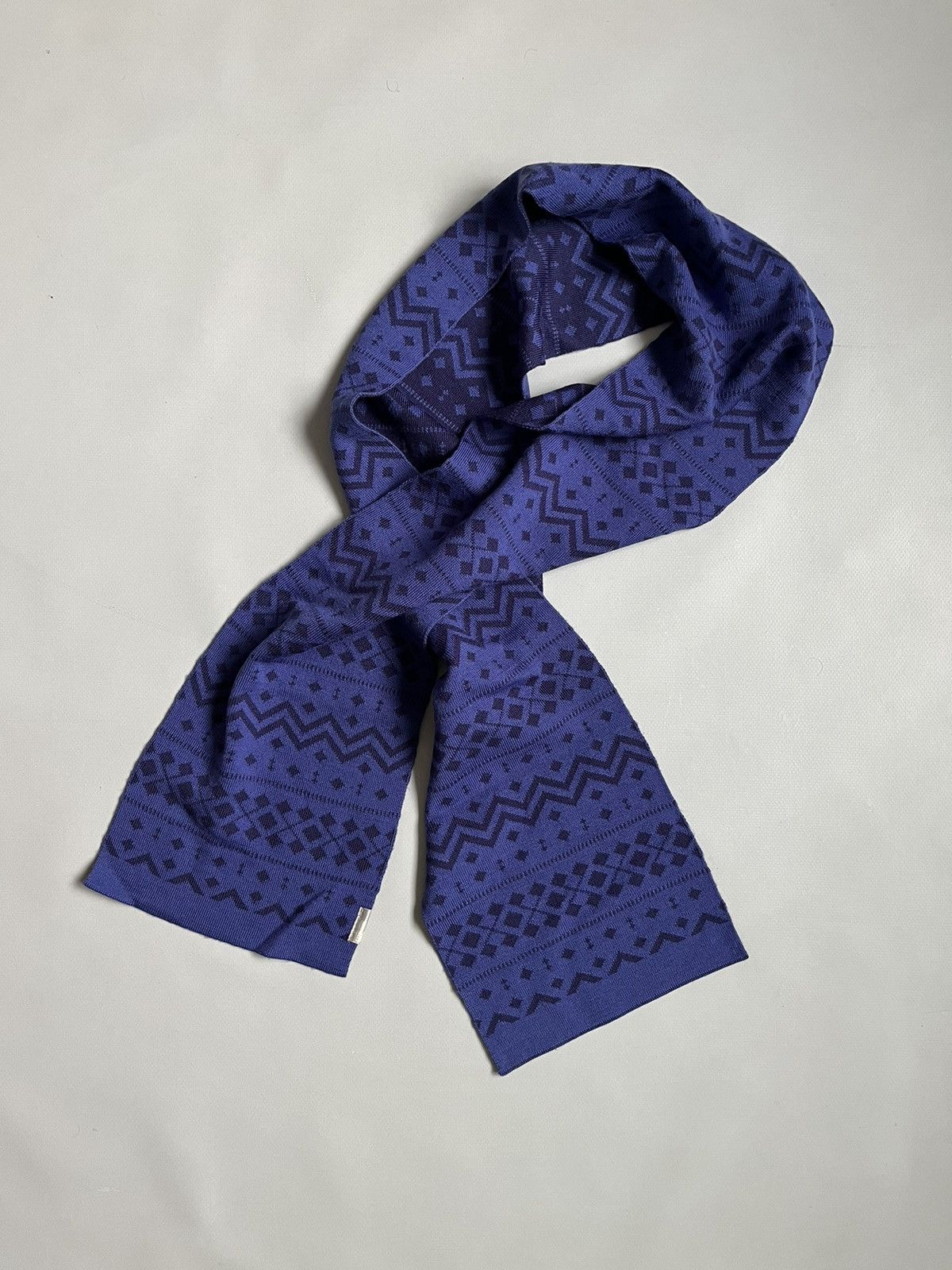 Icebreaker Icebreaker Merino Wool Unisex Purple Geometric Pattern Scarf Size ONE SIZE - 1 Thumbnail