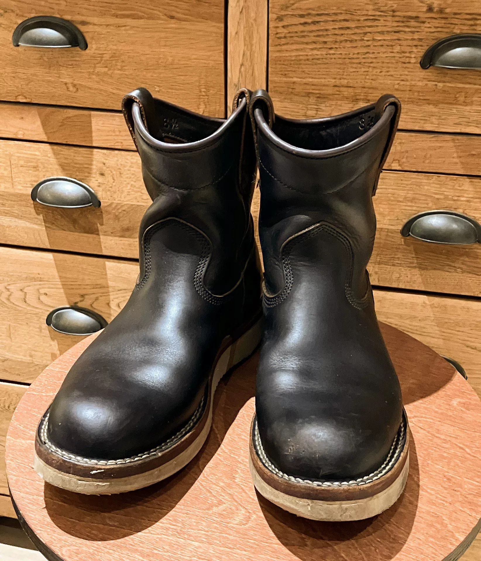 Viberg VIBERG Engineer Boots in Classic Black Leather Size US 8.5 / EU 41-42 - 1 Thumbnail