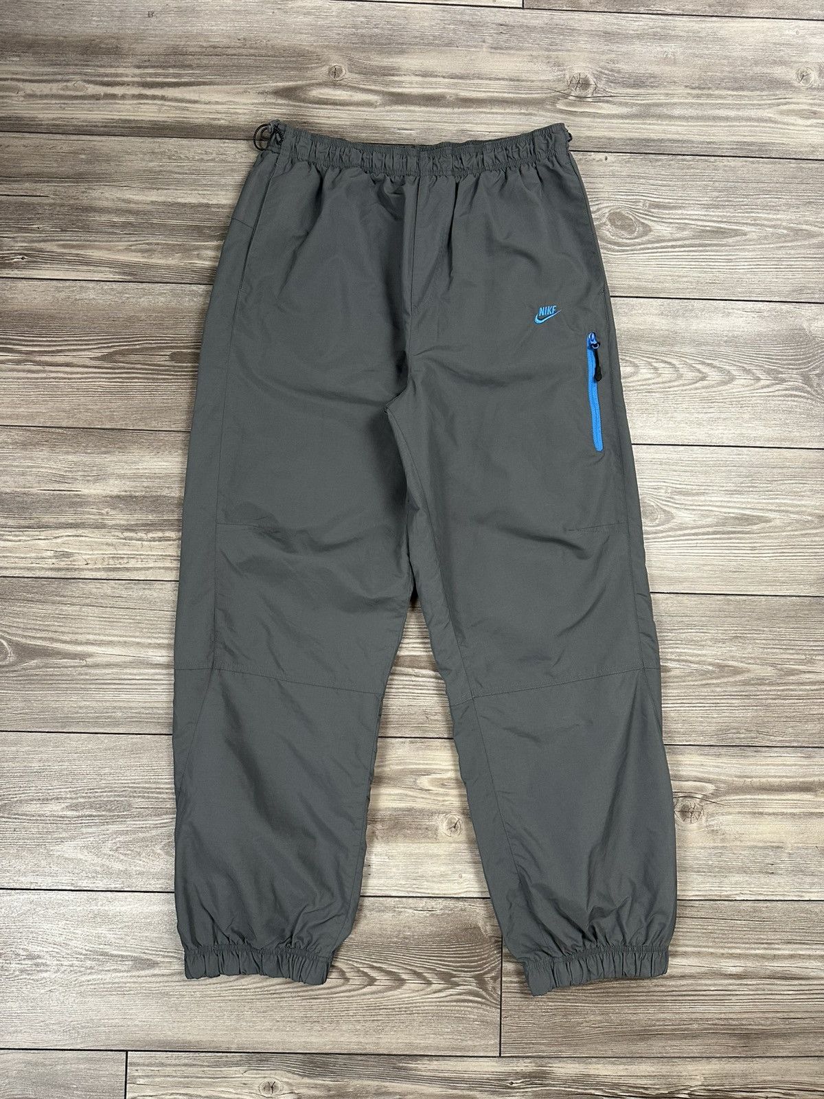 Nike Y2K Nike Airmax 95 Nylon Pants Size US 30 / EU 46 - 1 Thumbnail