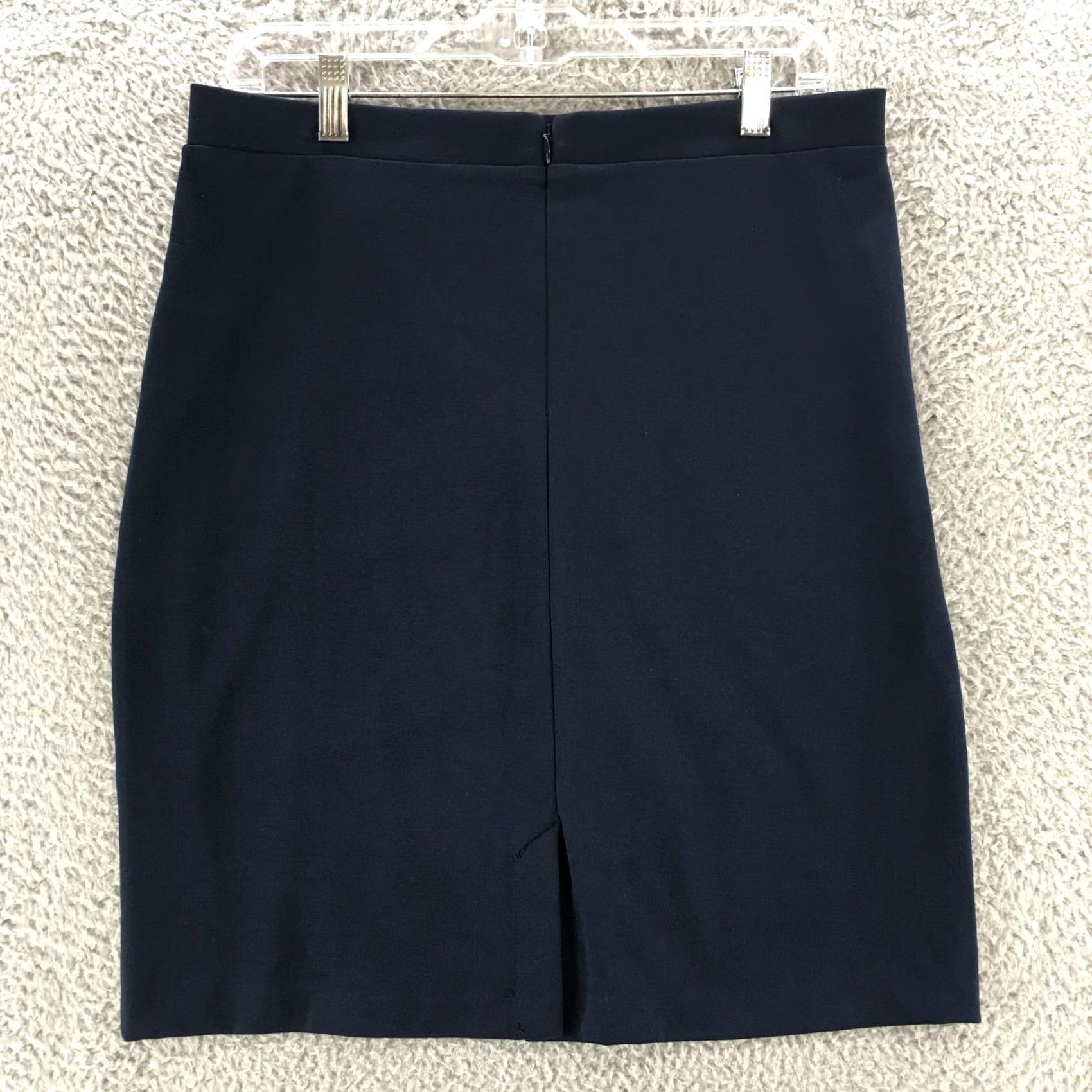 Banana Republic Banana Republic Skirt Womens 8 Blue White Back Zip Knee Length Casual Straight & Pencil Womens 8 Blue White Back Zip Knee Length Regular Size 30" / US 8 / IT 44 - 5 Thumbnail