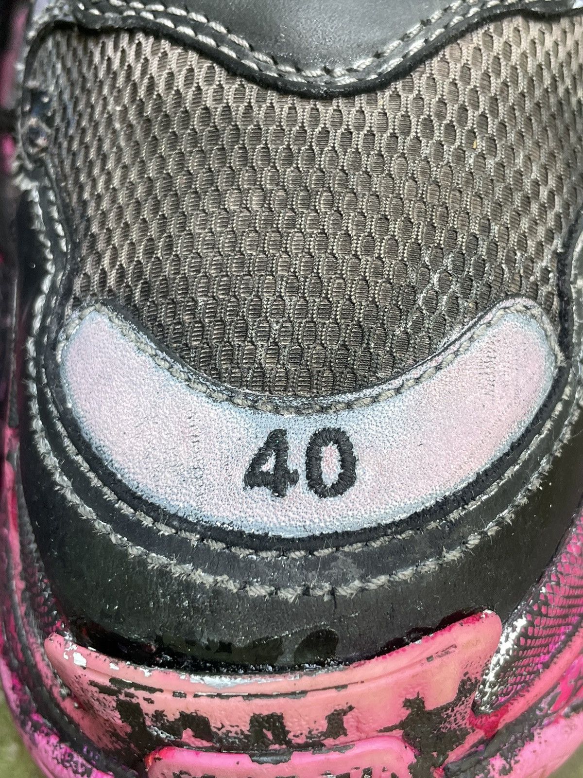 Balenciaga Balenciaga Triple S Custom Sneakers Black/Pink Size US 7 / EU 40 - 8 Thumbnail