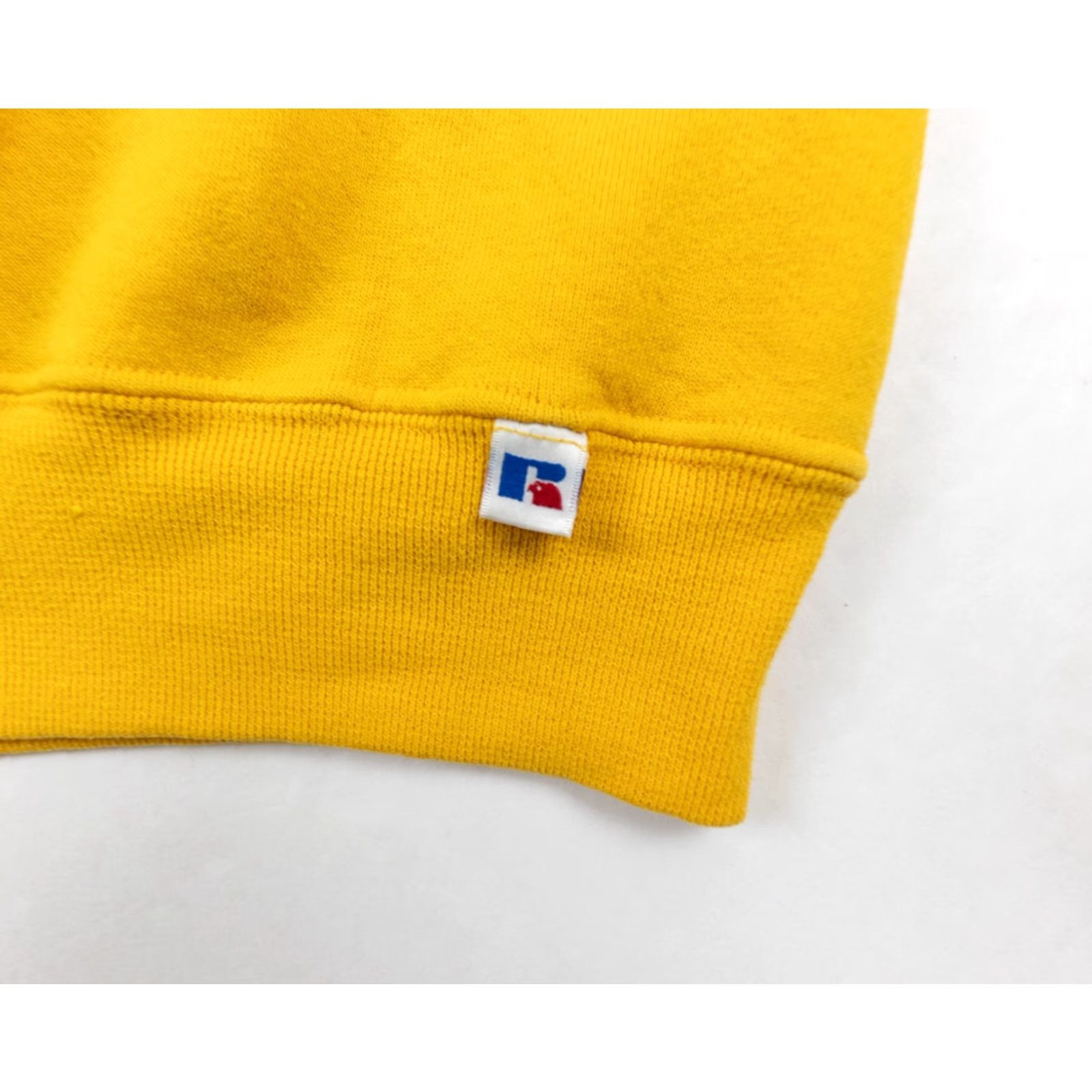 Russell Athletic VINTAGE Russell Athletic Sweatshirt Mens XL Yellow Crewneck Size US XL / EU 56 / 4 - 5 Thumbnail