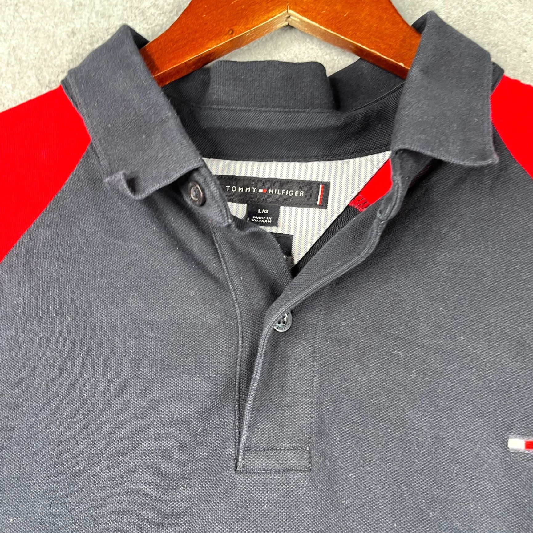 Tommy Hilfiger Tommy Hilfiger Polo Shirt Regular Fit Blue Navy Logo Short Sleeve Men Large Casual Size US L / EU 52-54 / 3 - 4 Thumbnail
