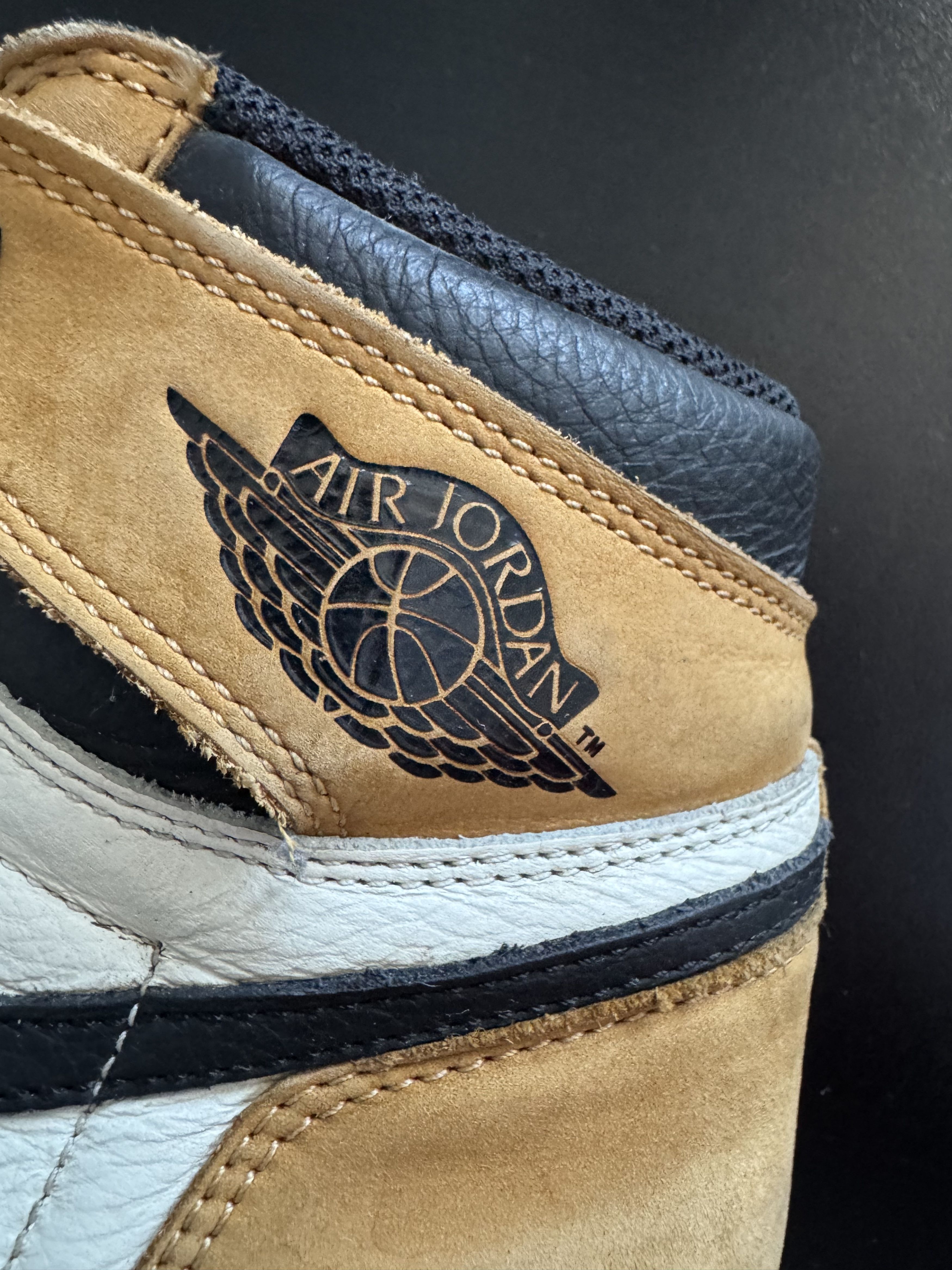 Jordan Brand Nike Air Jordan 1 High Rookie Of The Year bred banned royal Size US 9 / EU 42 - 9 Thumbnail