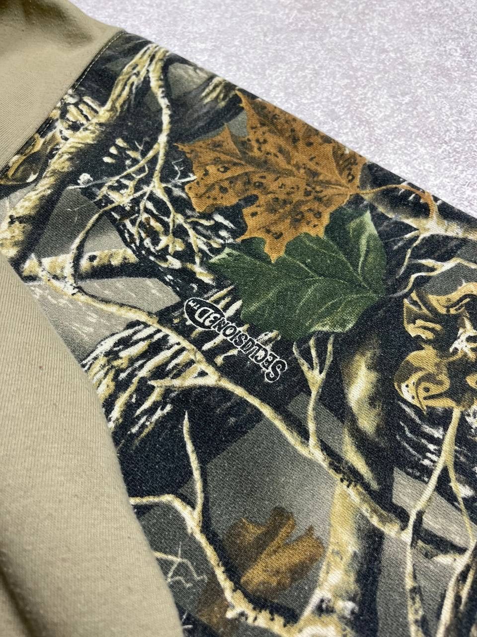 Japanese Brand × Realtree × Vintage Vintage Realtree 3D Camo Boxy Sweatshirt Y2K L Size US L / EU 52-54 / 3 - 6 Thumbnail