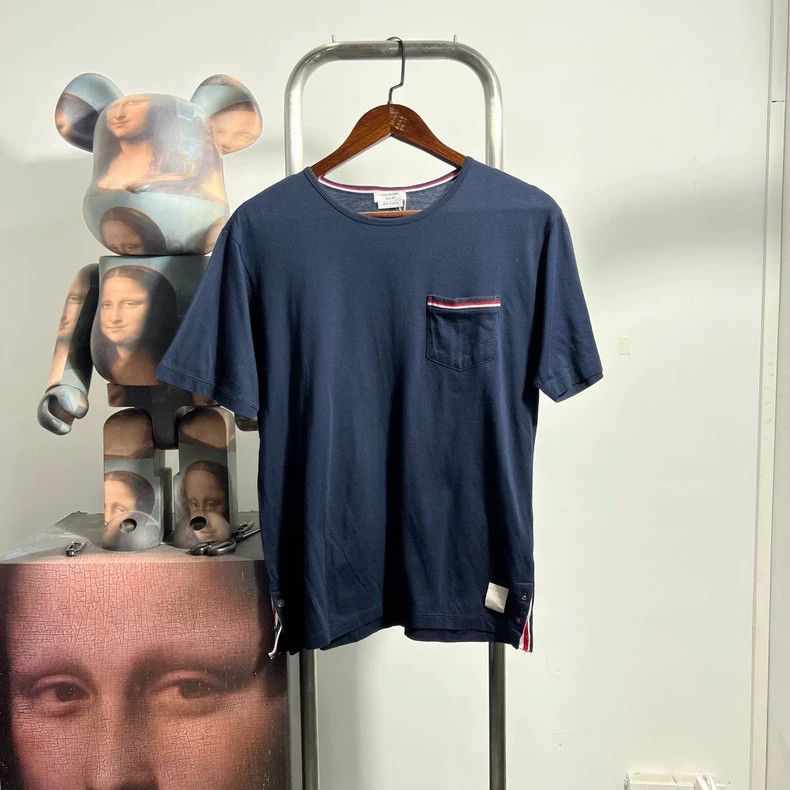 Thom Browne Thom Browne Pocket striped short sleeves Size US L / EU 52-54 / 3 - 1 Thumbnail