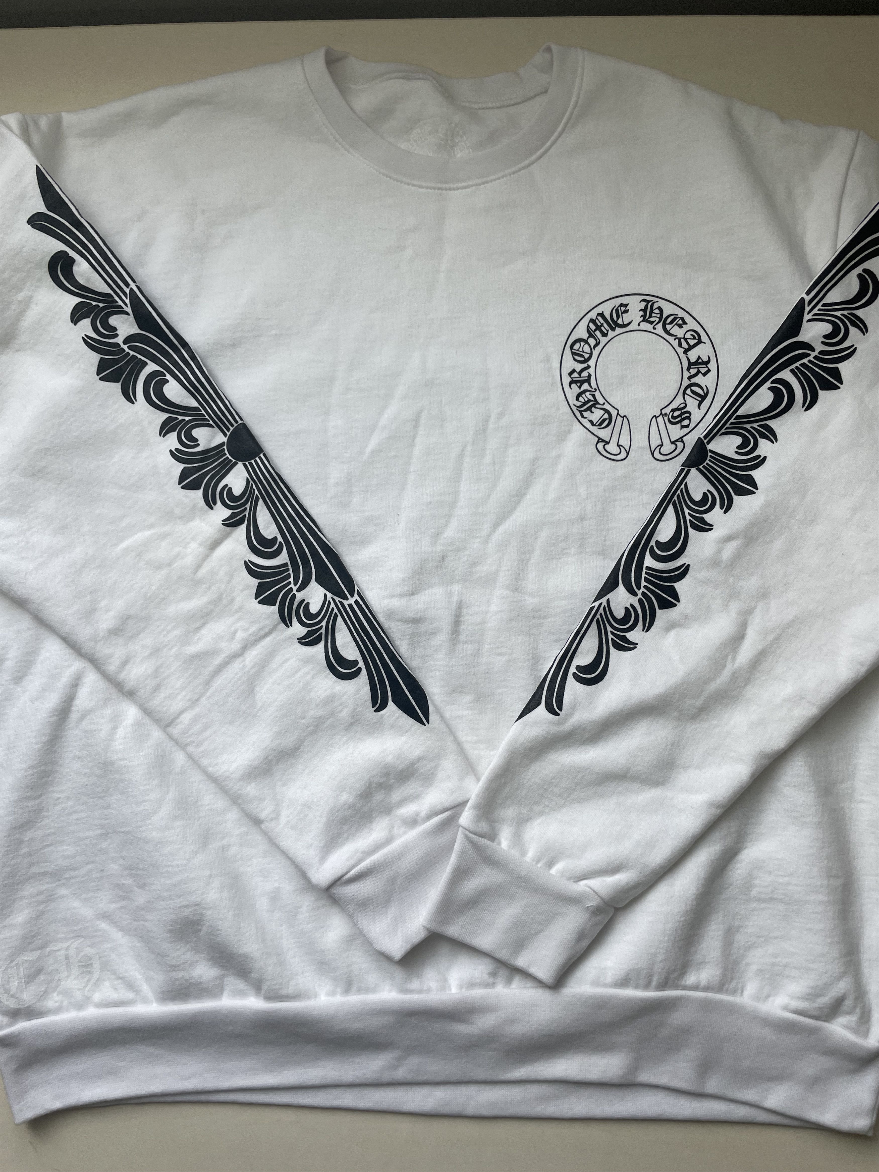 Chrome Hearts Chrome Hearts Horseshoe Floral Sleeve Crewneck Sweatshirt Size M / US 6-8 / IT 42-44 - 3 Thumbnail