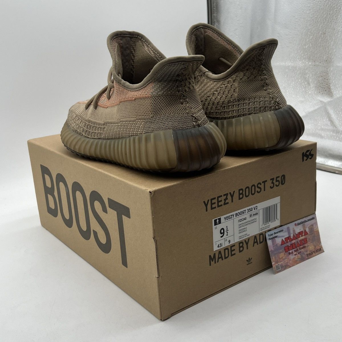 Adidas Yeezy boost 350 sand taupe Size US 9.5 / EU 42-43 - 4 Thumbnail
