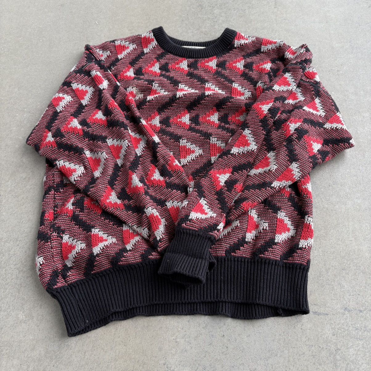 Corbin × Vintage Vintage 80's Red and Black Corbin Sweater 3D Coogi Style Size US L / EU 52-54 / 3 - 10 Thumbnail