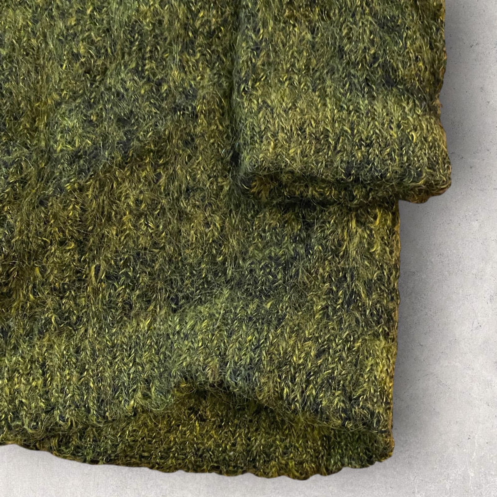 Vintage Vintage 1960s Swaggy Green Mohair Wool Cardigan Size S / US 4 / IT 40 - 7 Thumbnail
