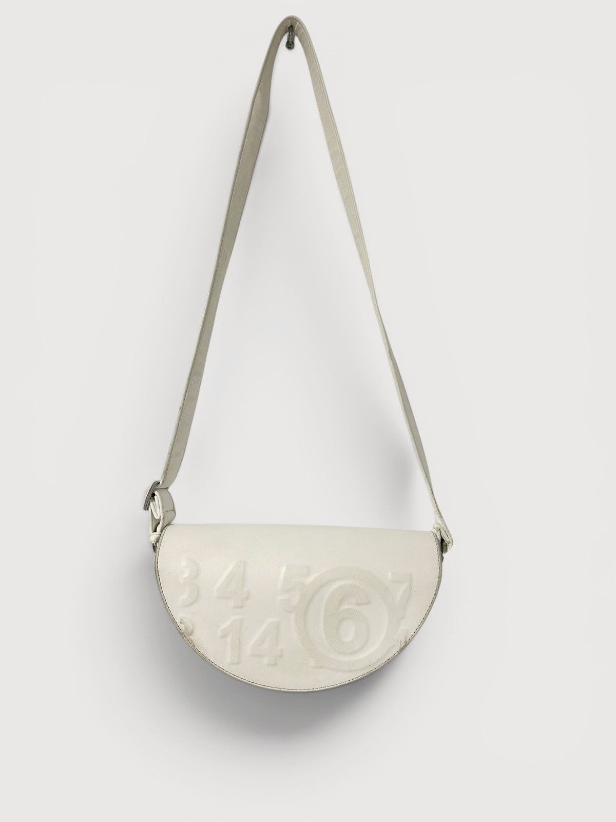 Maison Margiela "Half Moon" Embossed Number Logo Shoulder Bag Size ONE SIZE - 2 Thumbnail