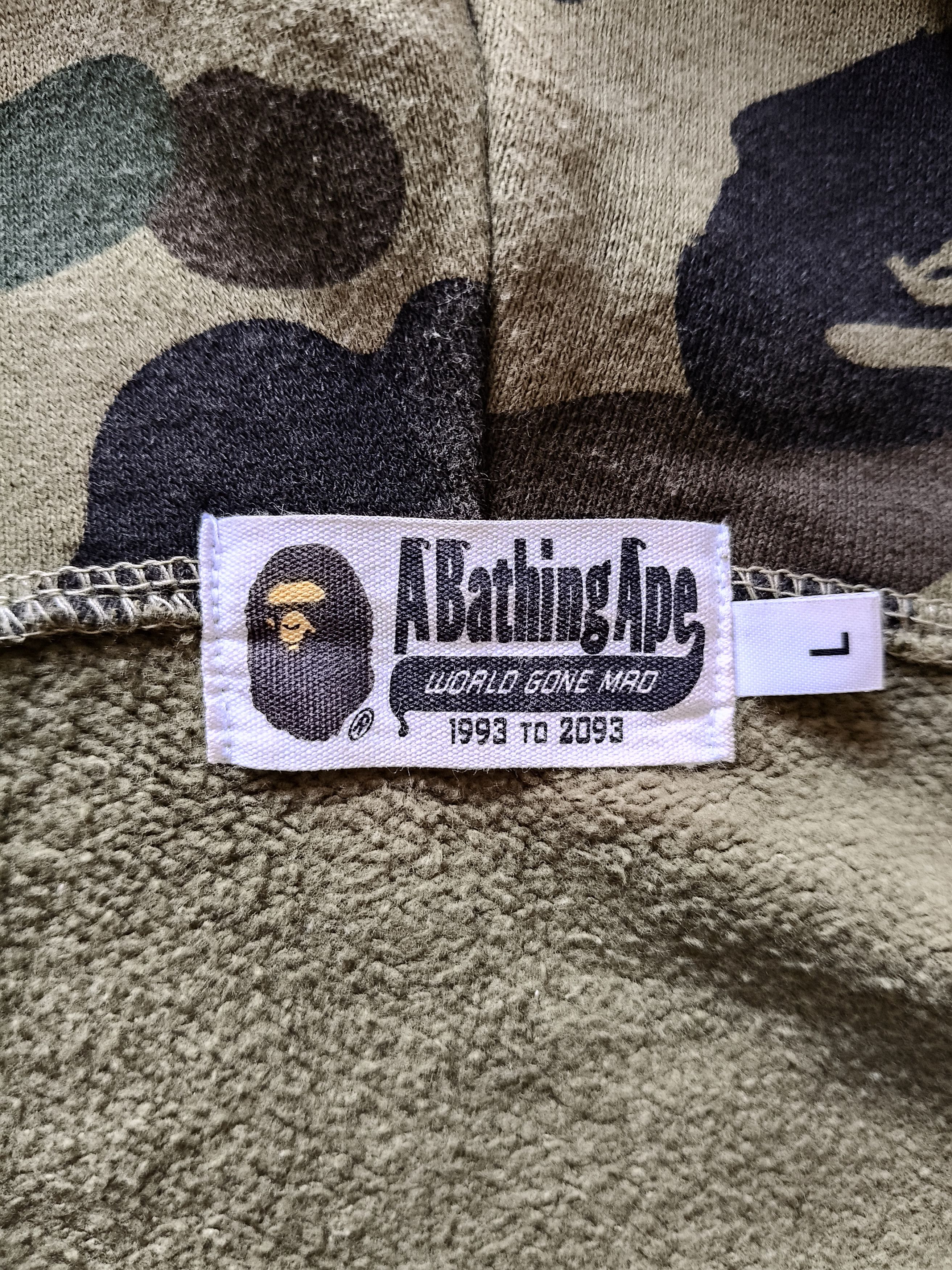 Bape Bape 1st camo shark hoodie Size US L / EU 52-54 / 3 - 9 Thumbnail