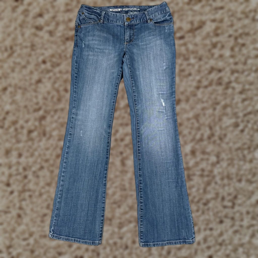Mossimo Mossimo Jeans Bootcut Juniors 9 Blue Denim Distressed Low Rise 30x31 Cotton Blend 5-Pocket Womens Girls? Size 30" / US 8 / IT 44 - 1 Thumbnail
