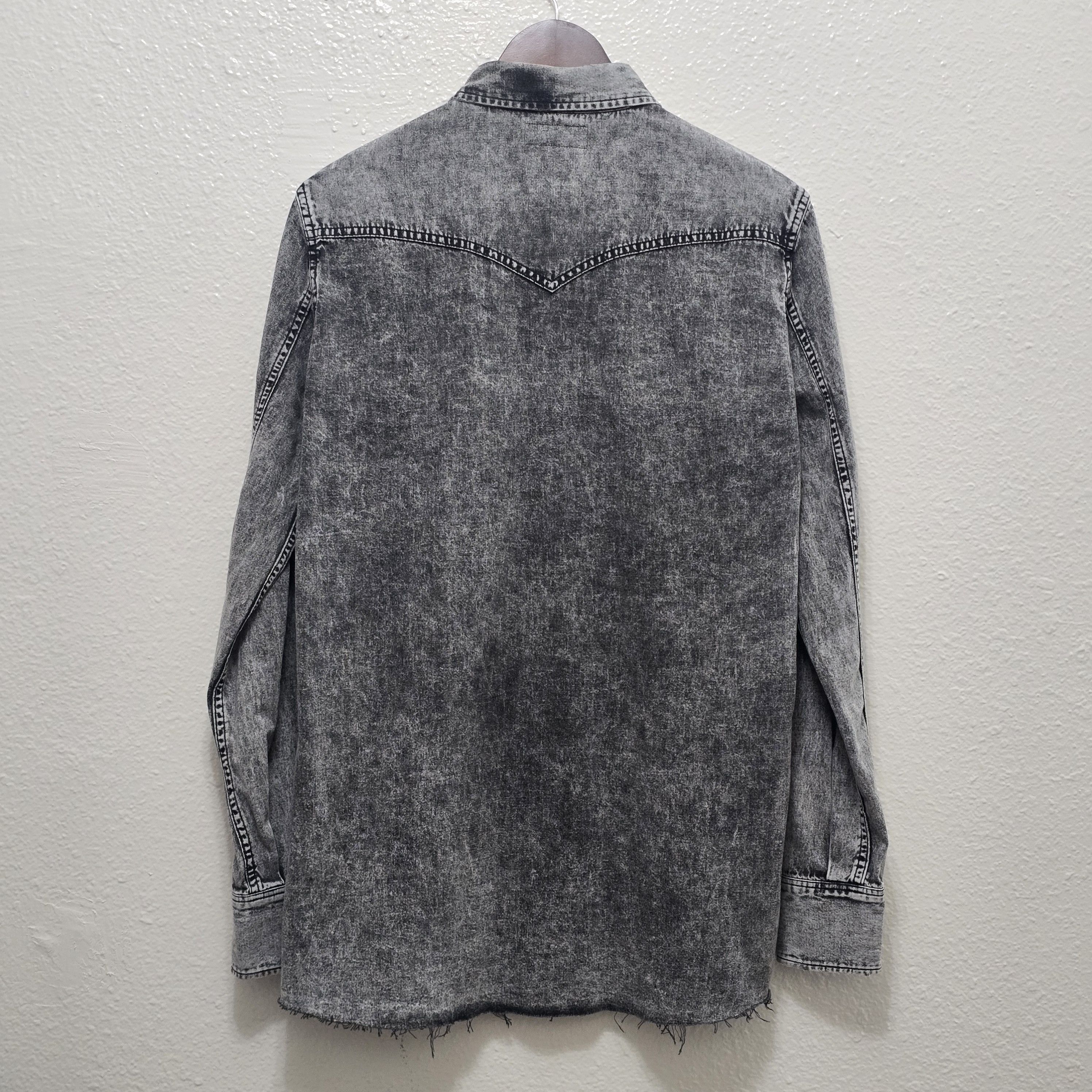 Saint Laurent Paris Acid-Washed Denim Shirt Size US S / EU 44-46 / 1 - 8 Thumbnail