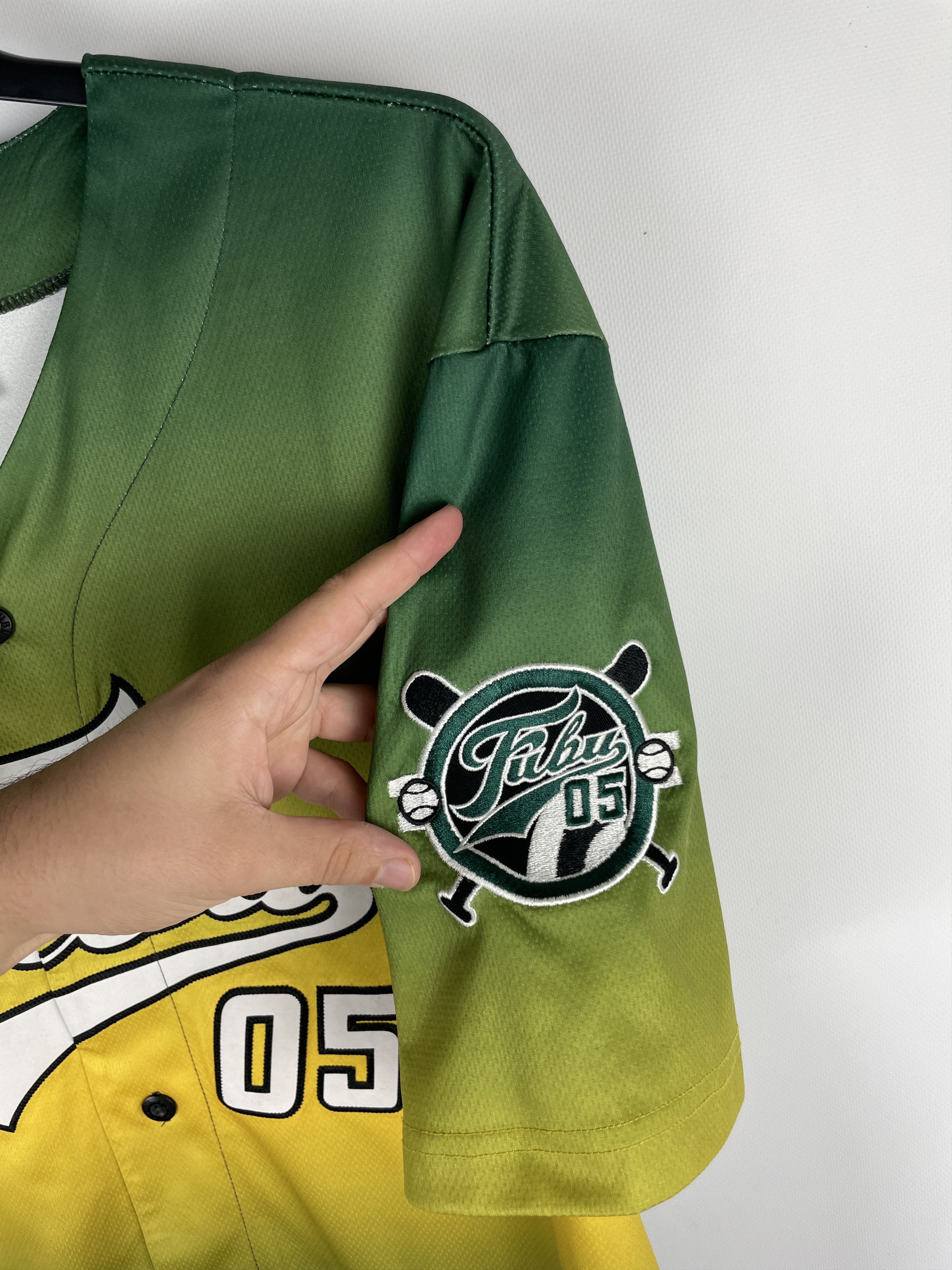 Fubu Vintage Fubu 05 Big Logo Y2K Jersey Size US L / EU 52-54 / 3 - 4 Thumbnail