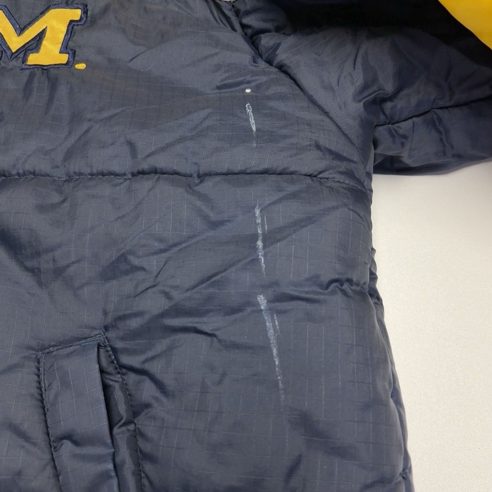 Pro Player Vintage Pro Player University of Michigan Reversible Puffer Size US XXL / EU 58 / 5 - 9 Thumbnail
