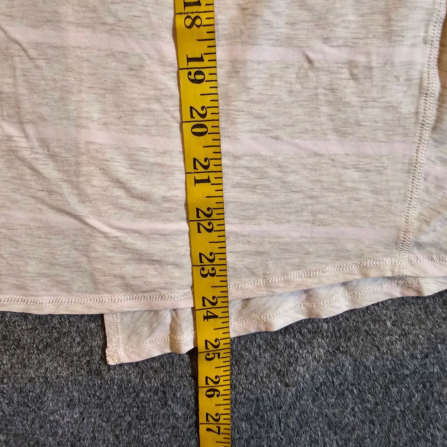 Lululemon Lululemon Tank Top Womens Medium Gray Pink Stripe Racerback Casual Size M / US 6-8 / IT 42-44 - 5 Thumbnail