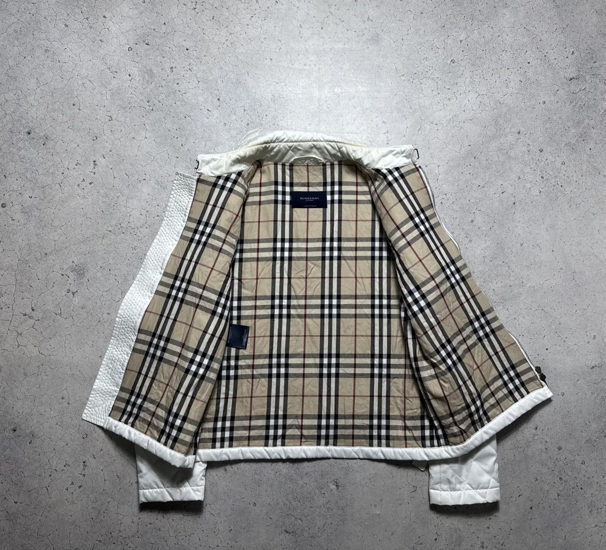 Burberry Burberry London Quilted Women’s White Jacket Luxury Size M / US 6-8 / IT 42-44 - 6 Thumbnail