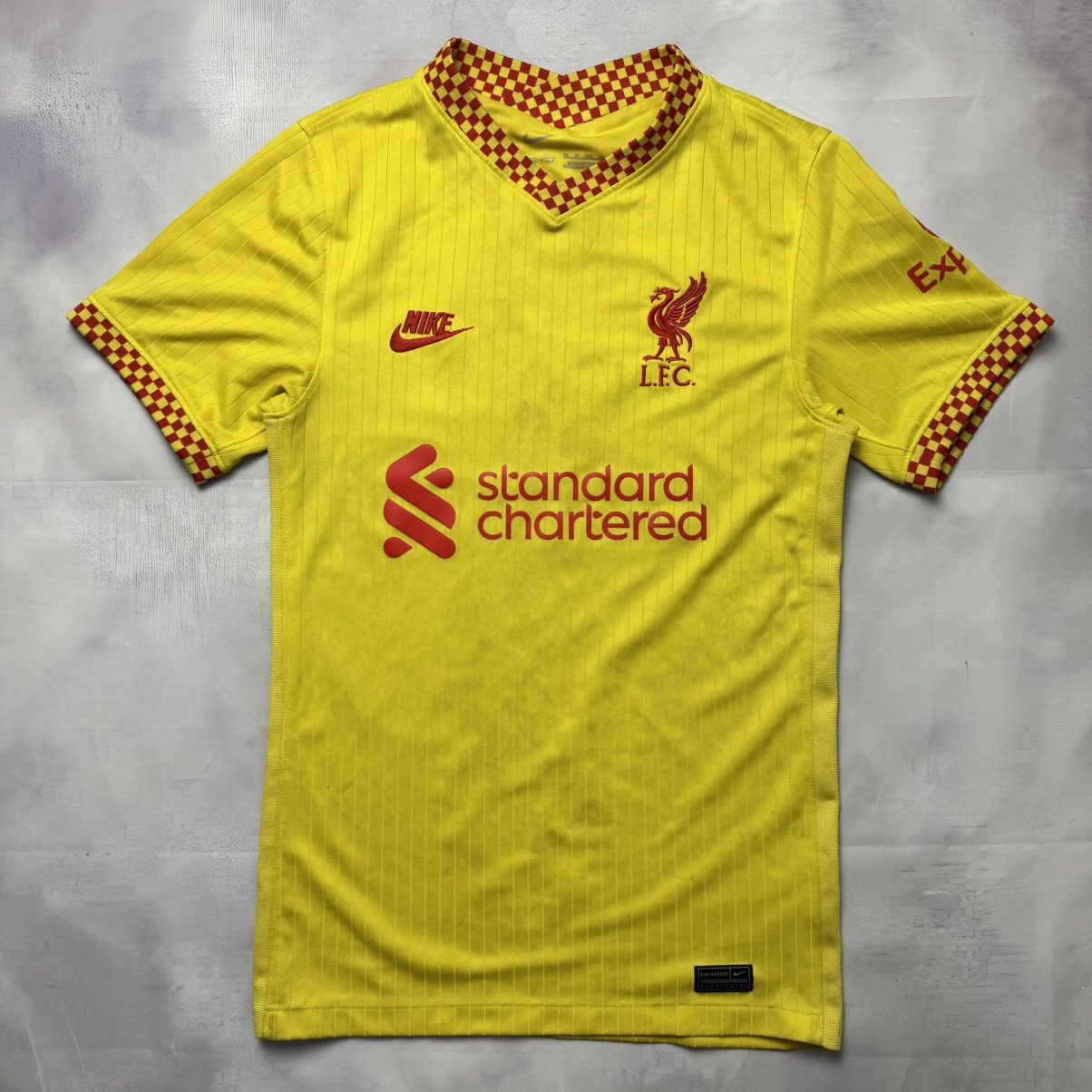 Nike Nike Liverpool 2021-22 Third Jersey Yellow Red Check XS Size US XS / EU 42 / 0 - 1 Thumbnail