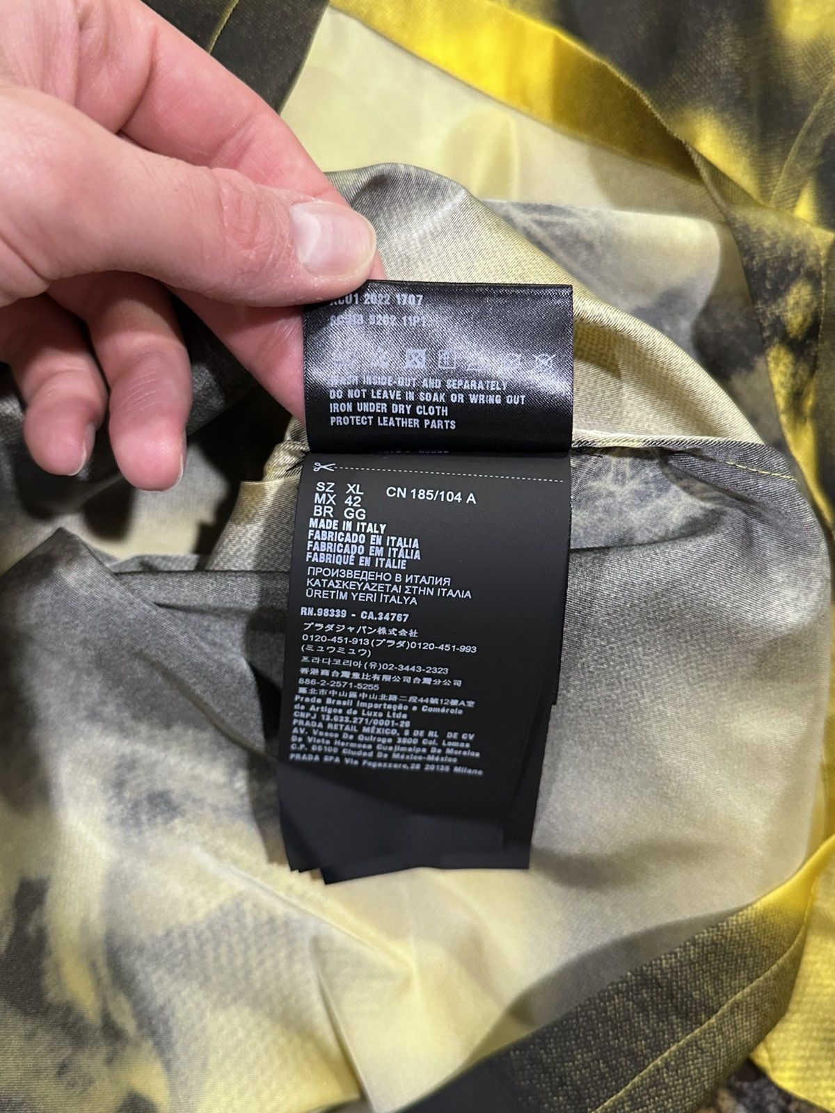 Prada Prada Abstract Fox-Print Yellow Nylon Yellow Bowling Shirt Size US XL / EU 56 / 4 - 13 Thumbnail