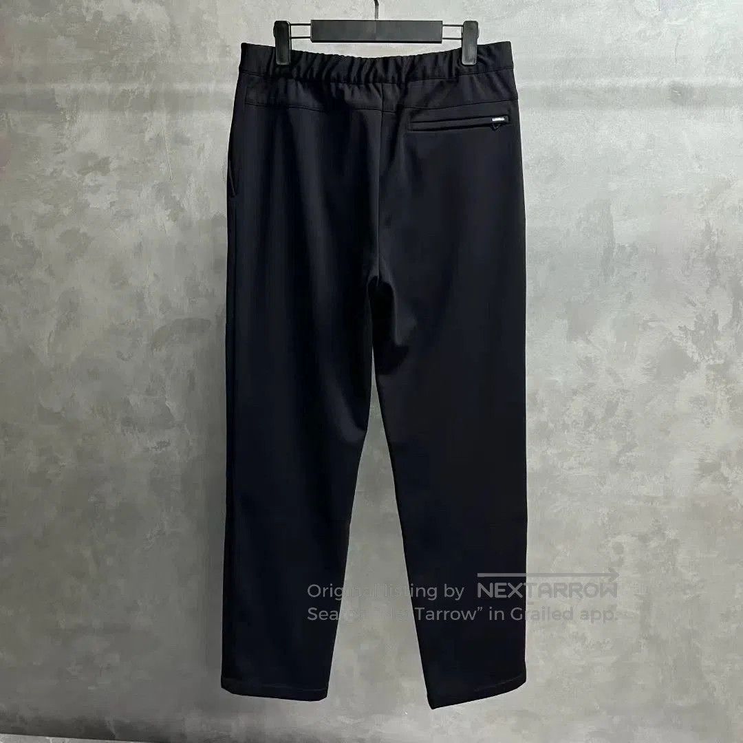 Louis Vuitton louis vuitton black casual straight-leg pants. Size US 34 / EU 50 - 2 Thumbnail