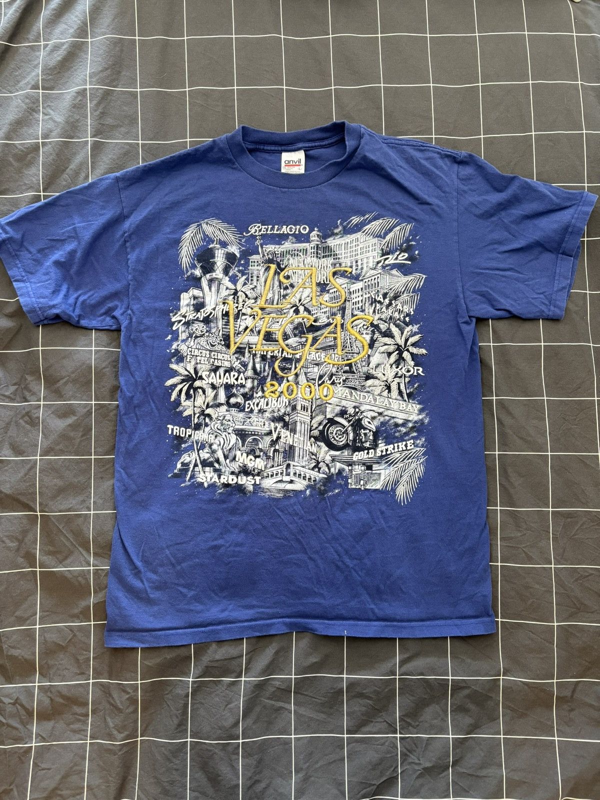 Other Bellagio millennium t-shirt Size US L / EU 52-54 / 3 - 1 Thumbnail