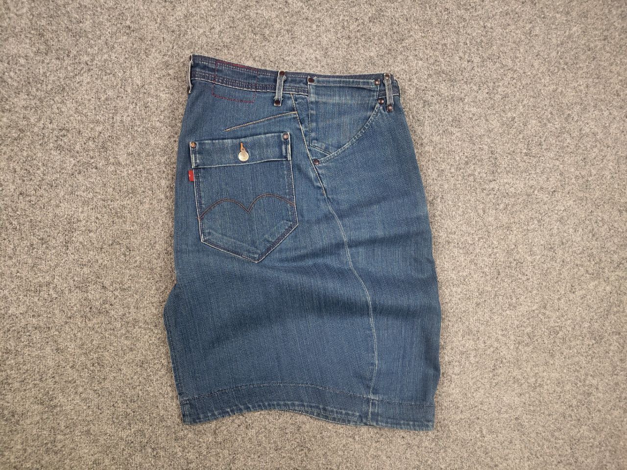 Levi's Vintage 90's Levi's Red Engineered Asymmetrical denim Skirt Size 26" / US 2 / IT 38 - 11 Thumbnail