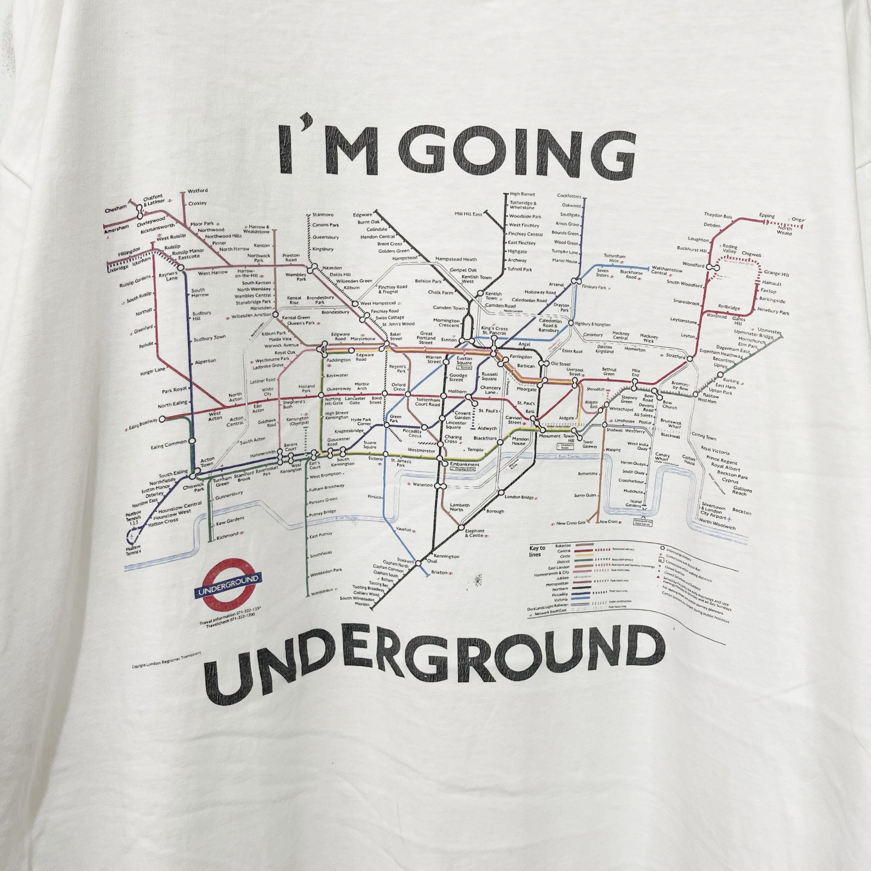 Vintage Vintage 90s London Underground T-Shirt Size US XL / EU 56 / 4 - 2 Thumbnail