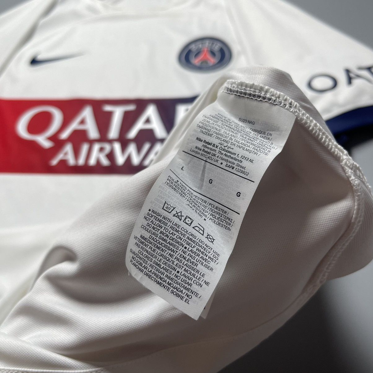 Nike PSG NIKE 2023/2024 FOOTBALL SOCCER AWAY JERSEY #10 DEMBELE Size US L / EU 52-54 / 3 - 11 Thumbnail