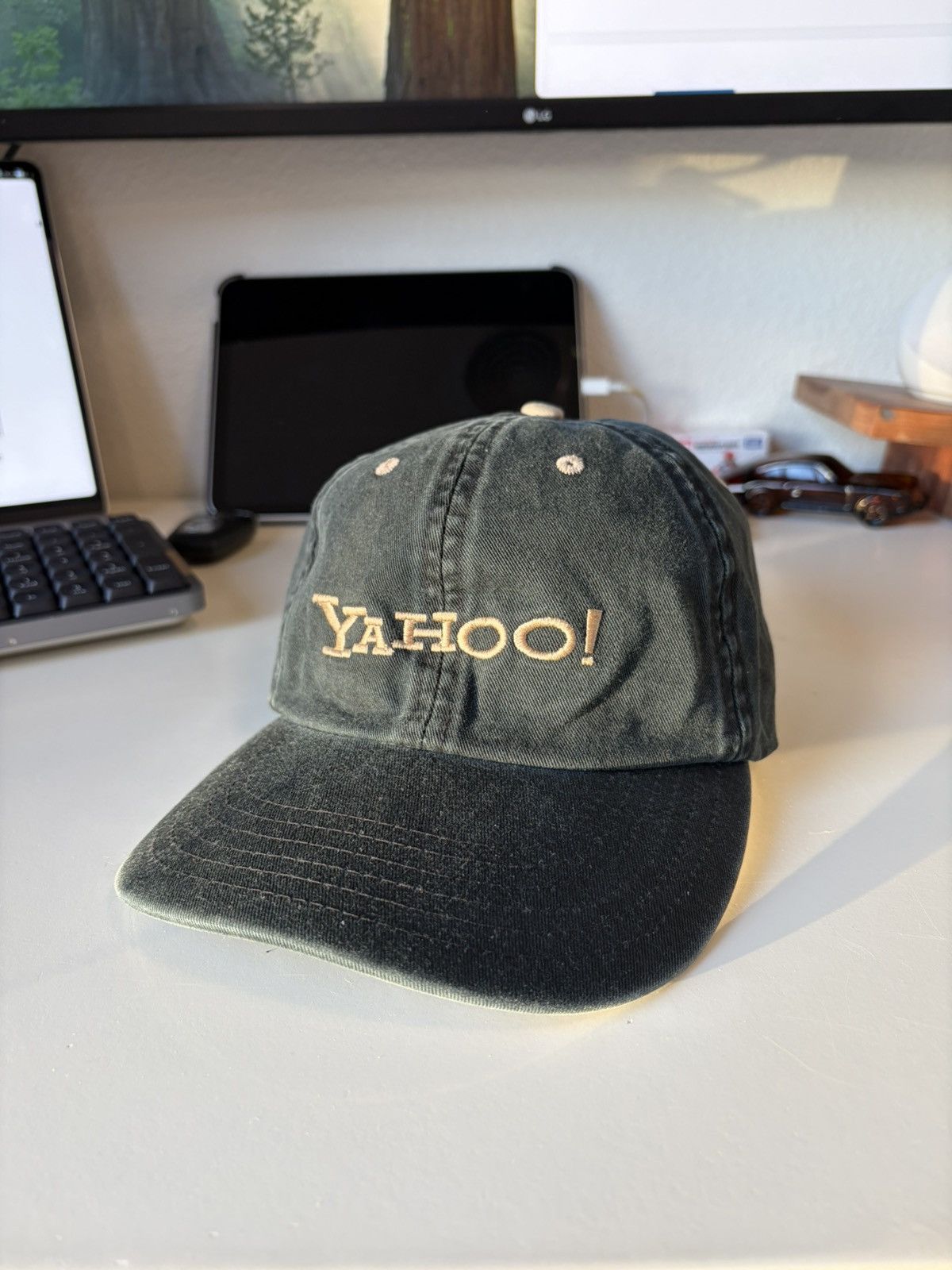 Vintage Yahoo Technology Vintage Strapback Hat/Cap Faded Black Size ONE SIZE - 1 Thumbnail