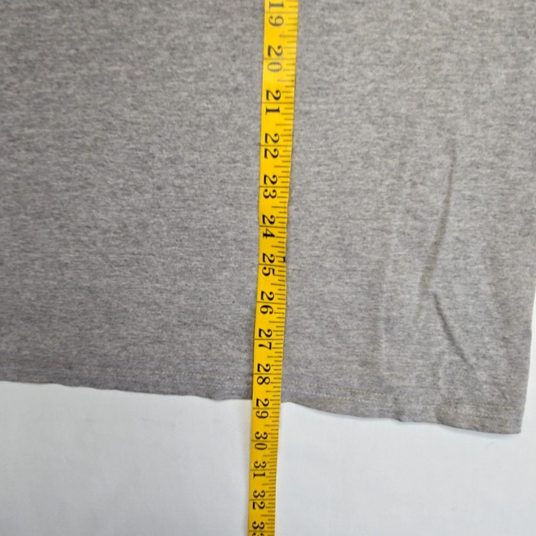 Nike Vintage Nike Logo Shirt Gray Graphic Sportwear L Tee Y2K Size US L / EU 52-54 / 3 - 9 Thumbnail