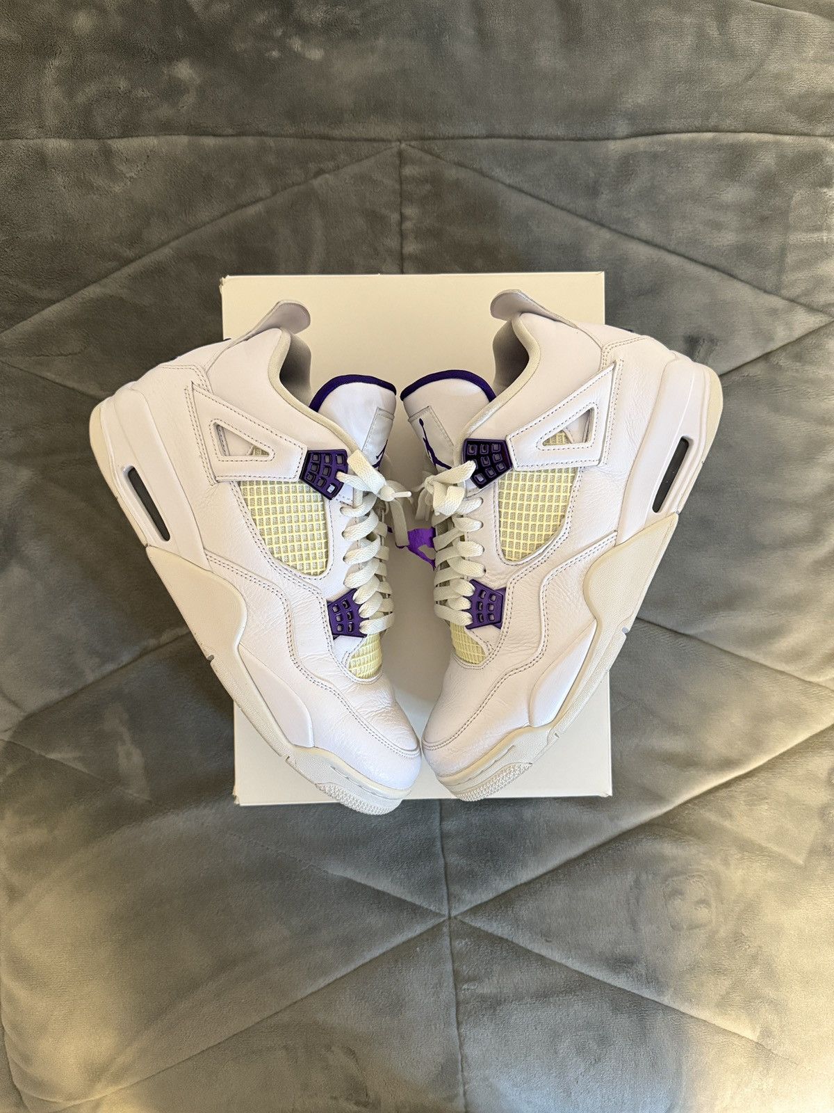 Air Jordan 4 ‘Purple Metallic’