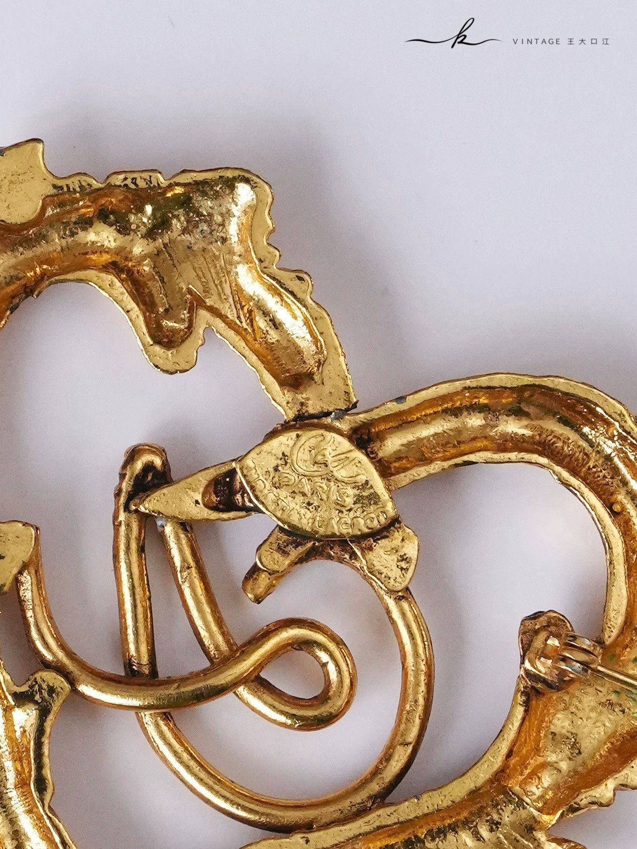 Christian Lacroix Christian Lacroix Vintage Gold Plated Vine Heart Logo Brooch Large Size ONE SIZE - 8 Thumbnail