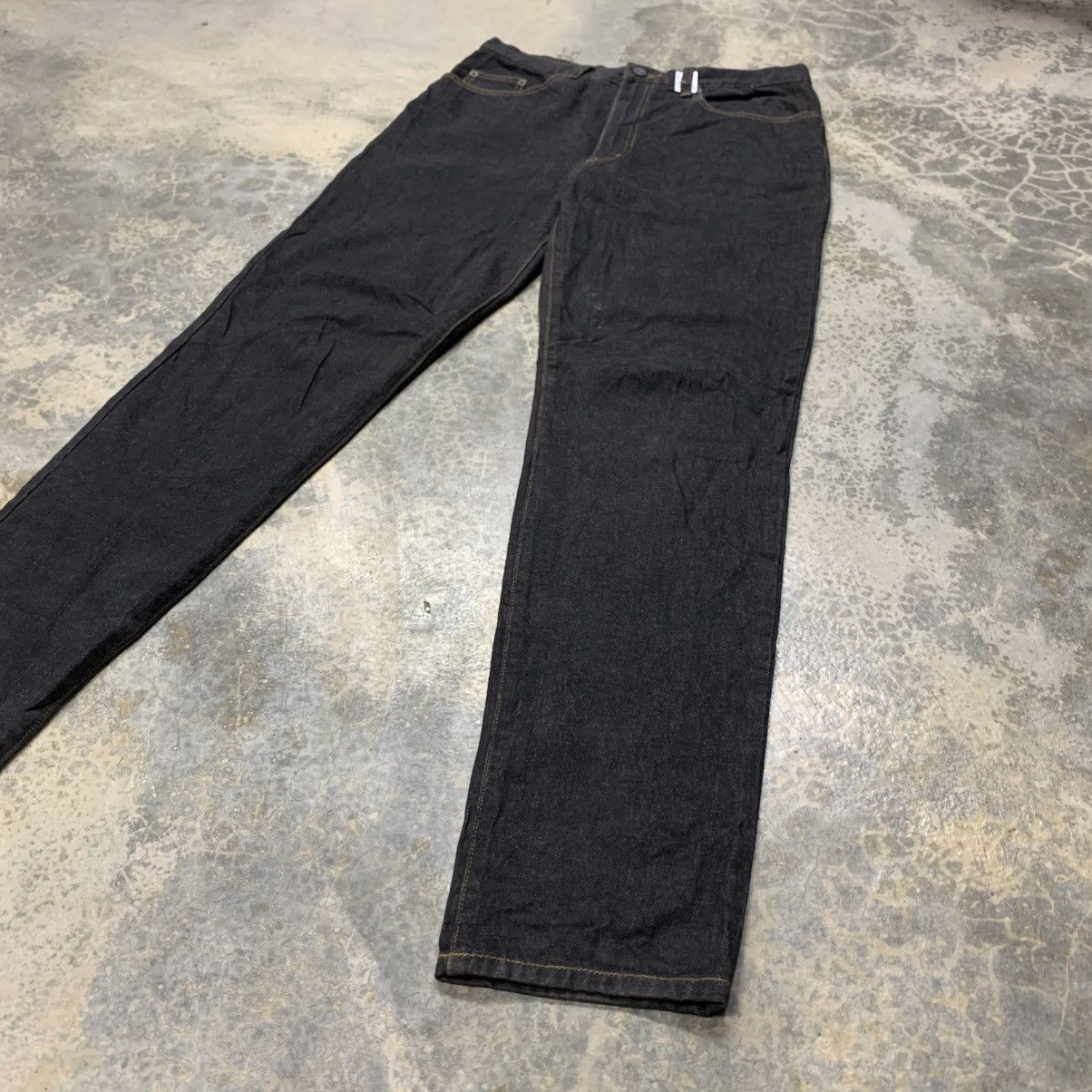 Japanese Brand × Uniqlo × Vintage Uniqlo Unique Clothing Warehouse dusty black Jean Size US 32 / EU 48 - 3 Thumbnail