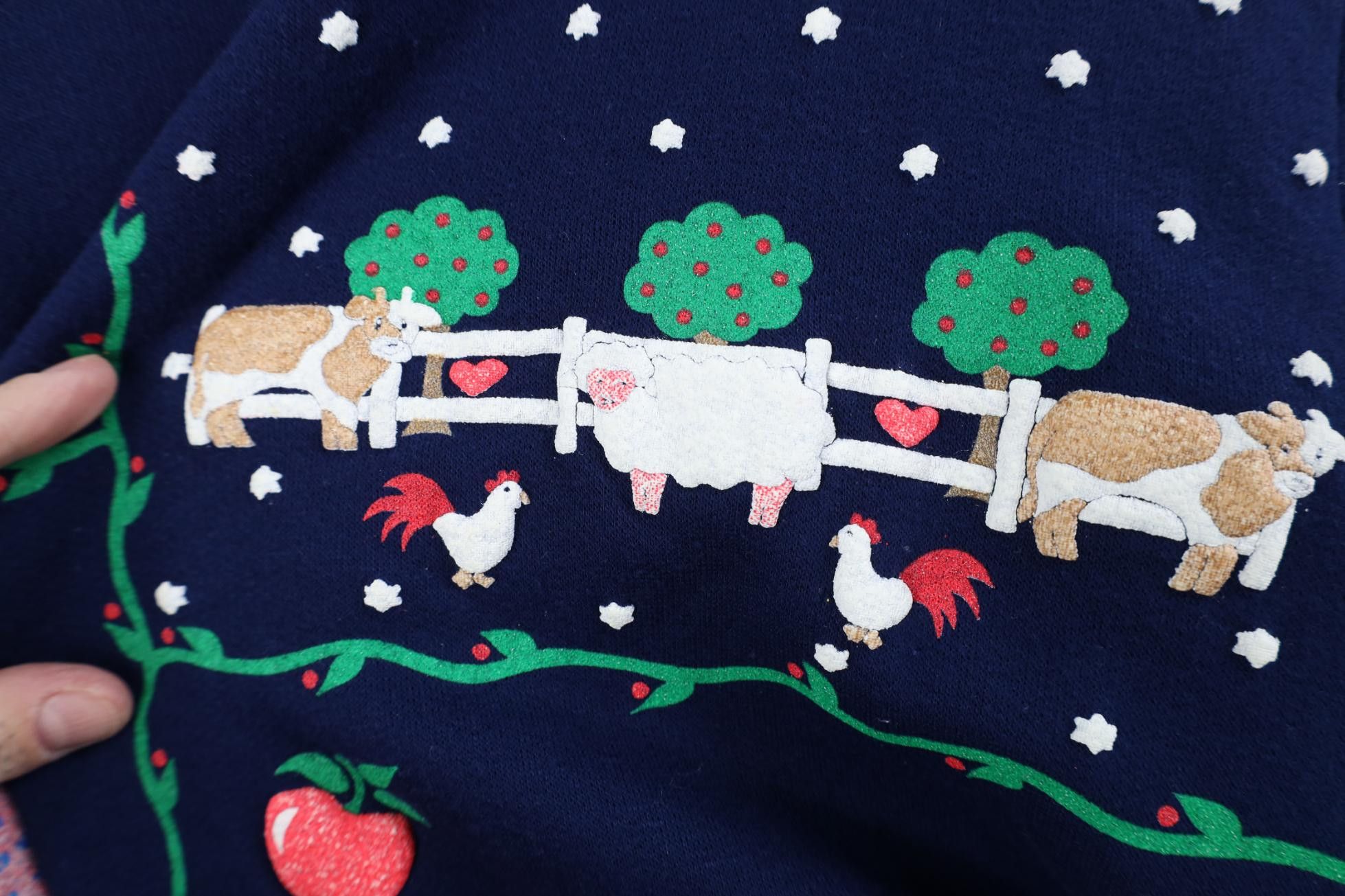 Vintage Vintage 90s Country Primitive Farmhouse Bear Sweatshirt USA Size L / US 10 / IT 46 - 5 Thumbnail