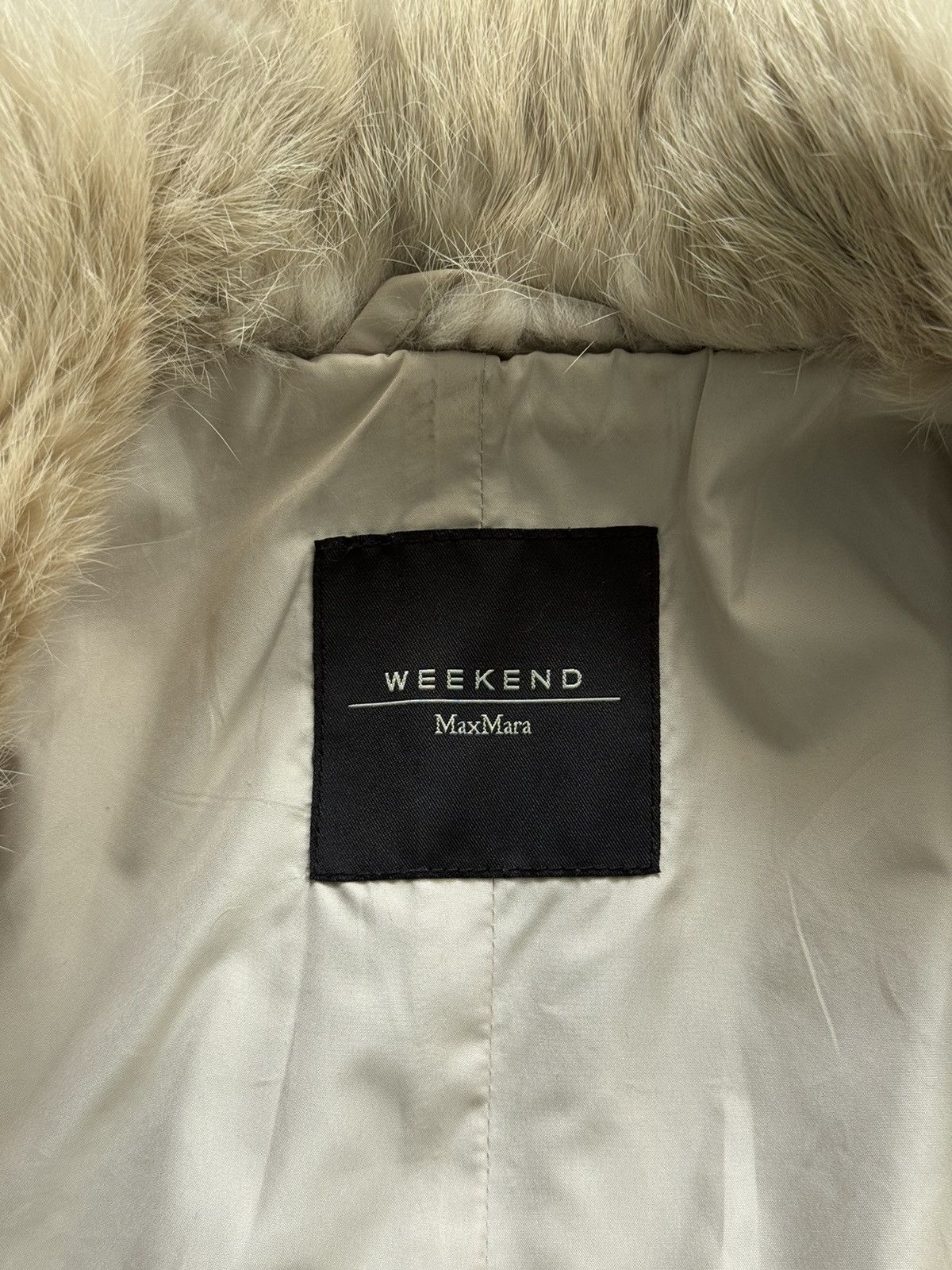 Max Mara Max Mara real fur luxury zip vest gilet Size M / US 6-8 / IT 42-44 - 4 Thumbnail