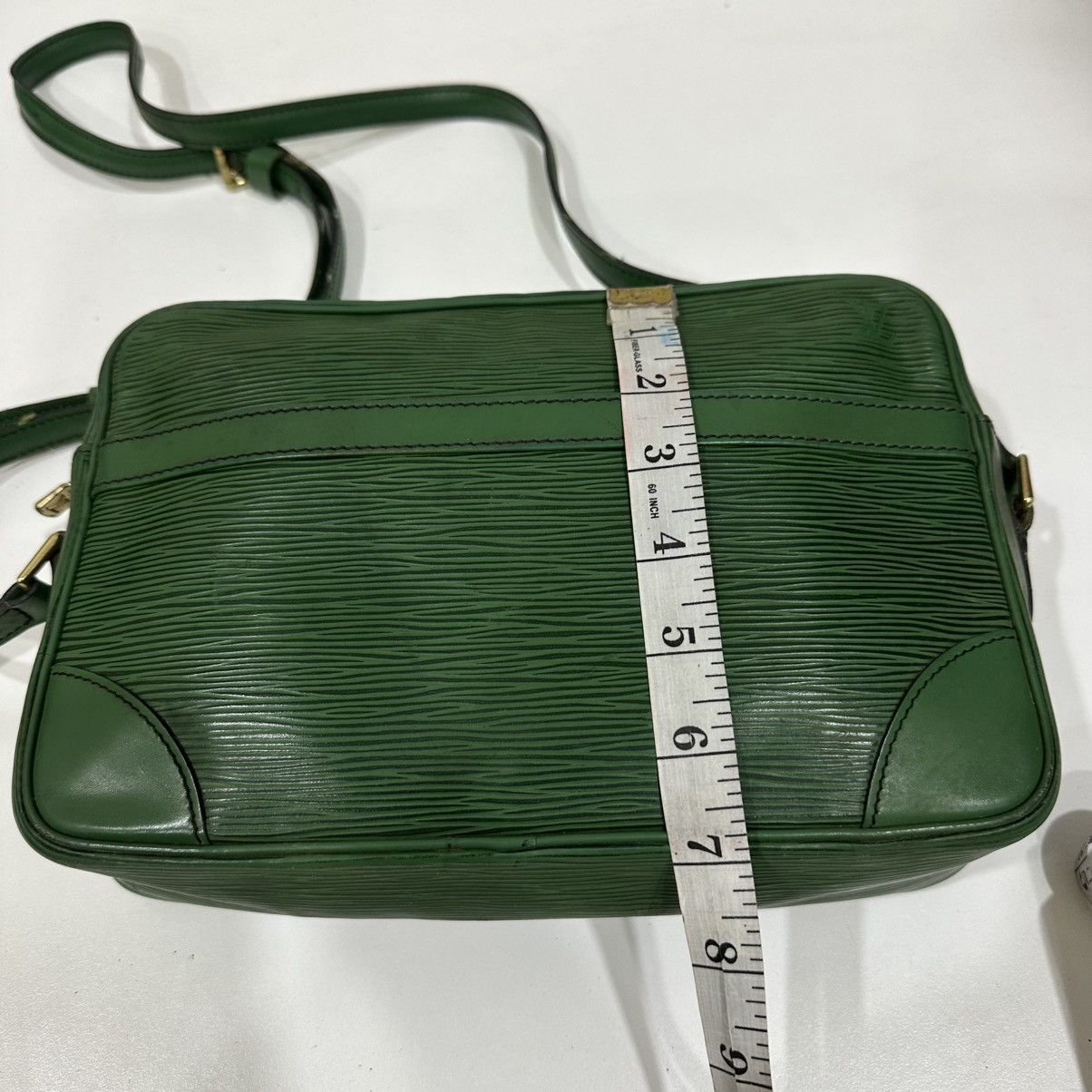Louis Vuitton ‼️LASTDROP‼️LOUIS VUITTON TROCADWRO 27 EPI LEATHER SHOULDERBAG Size ONE SIZE - 9 Thumbnail