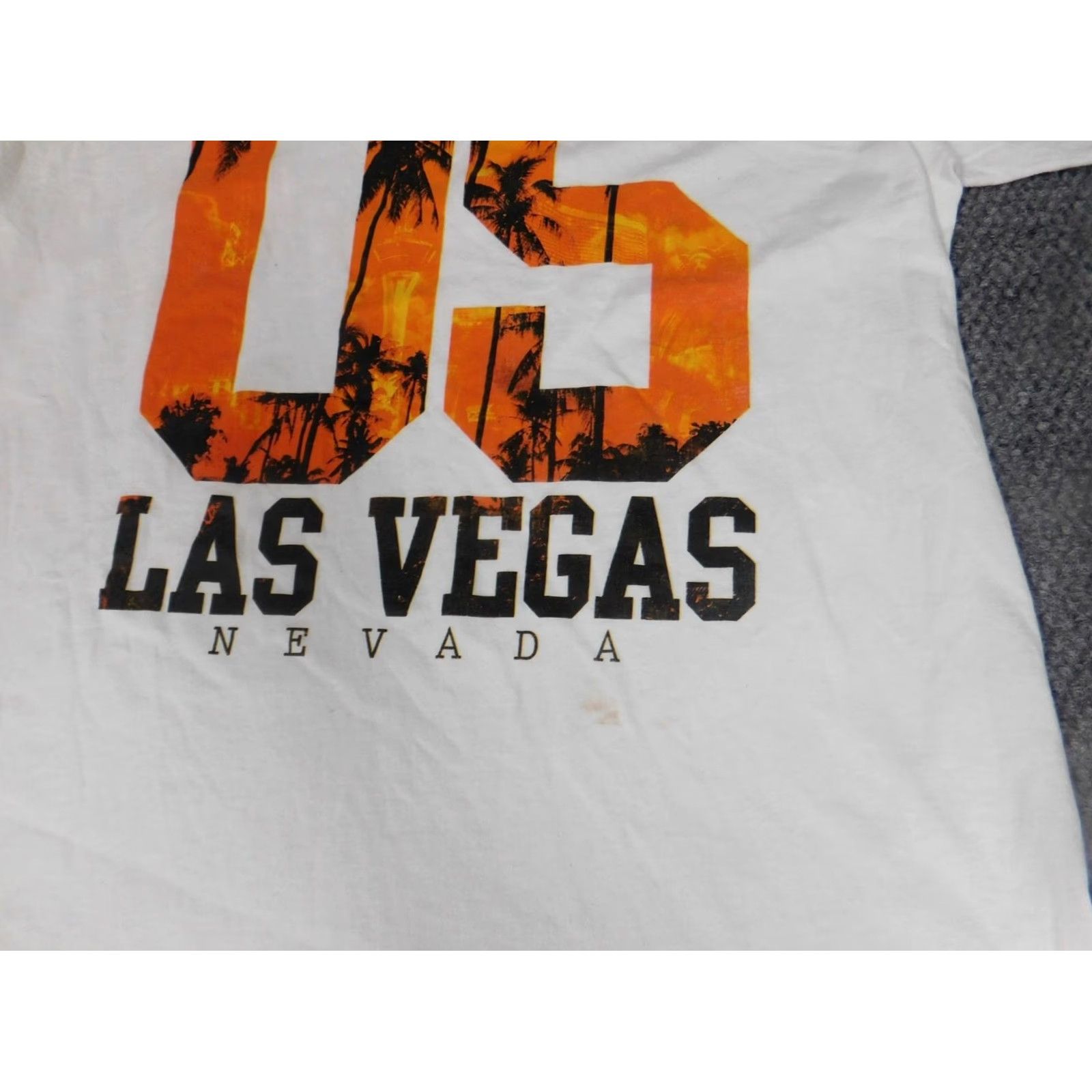 Delta Delta Las Vegas Mens Shirt L White Knit Cotton Short Sleeve Crew Neck T-Shirt Logo Breathable Regular Vintage No Size US L / EU 52-54 / 3 - 5 Thumbnail