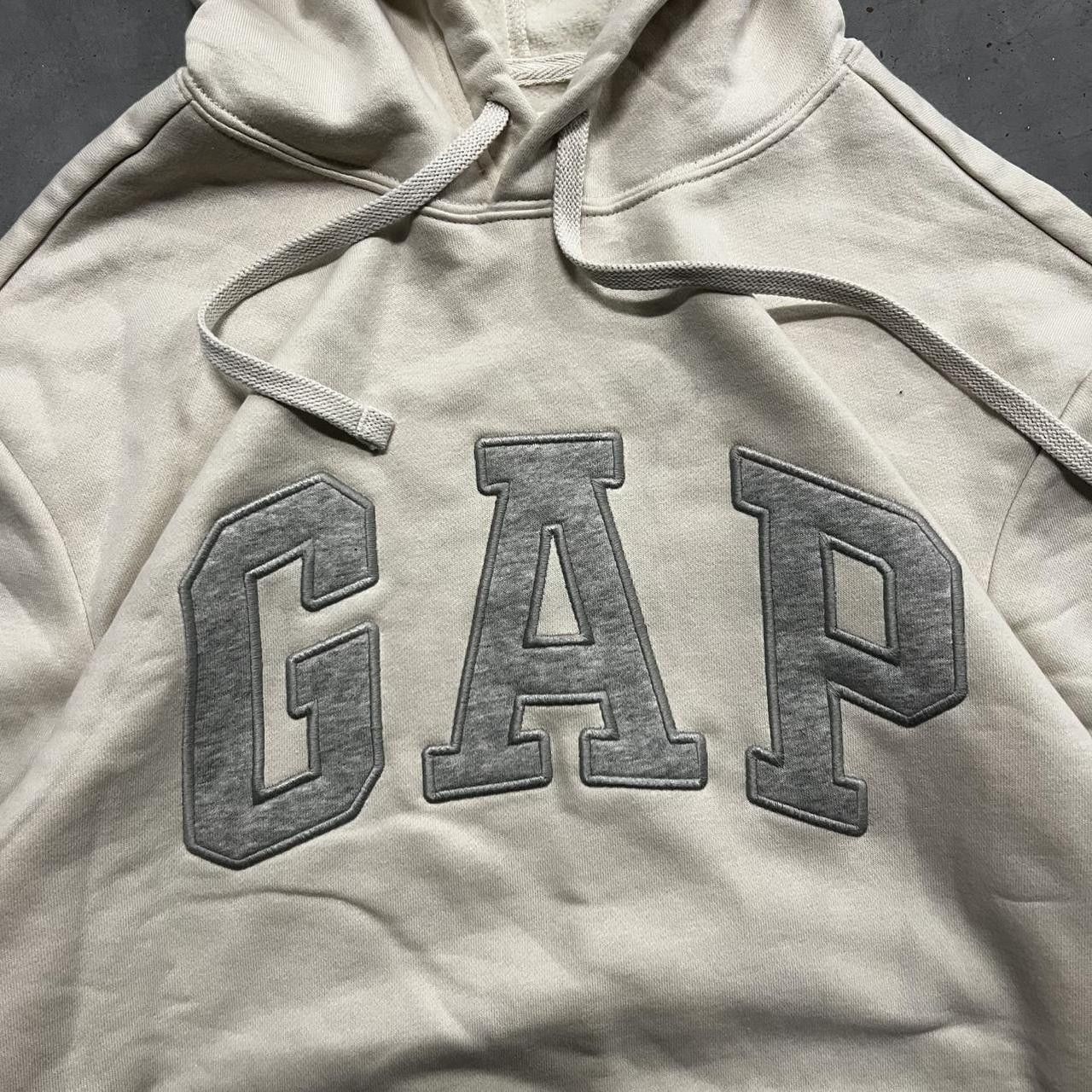 Gap Crazy Vintage Y2K/2000s Gap Center Spellout Cream Hoodie! Size US M / EU 48-50 / 2 - 2 Thumbnail
