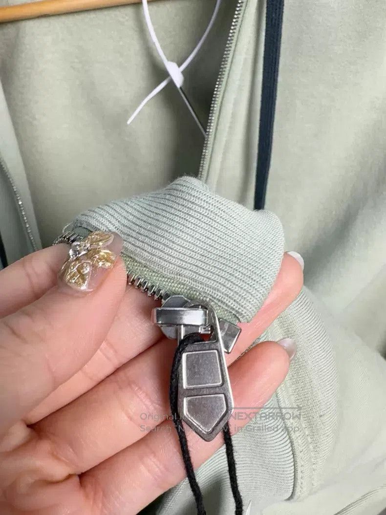 Hermes Hermes Sage Green Sweatshirt Jacket Size M / US 6-8 / IT 42-44 - 9 Thumbnail