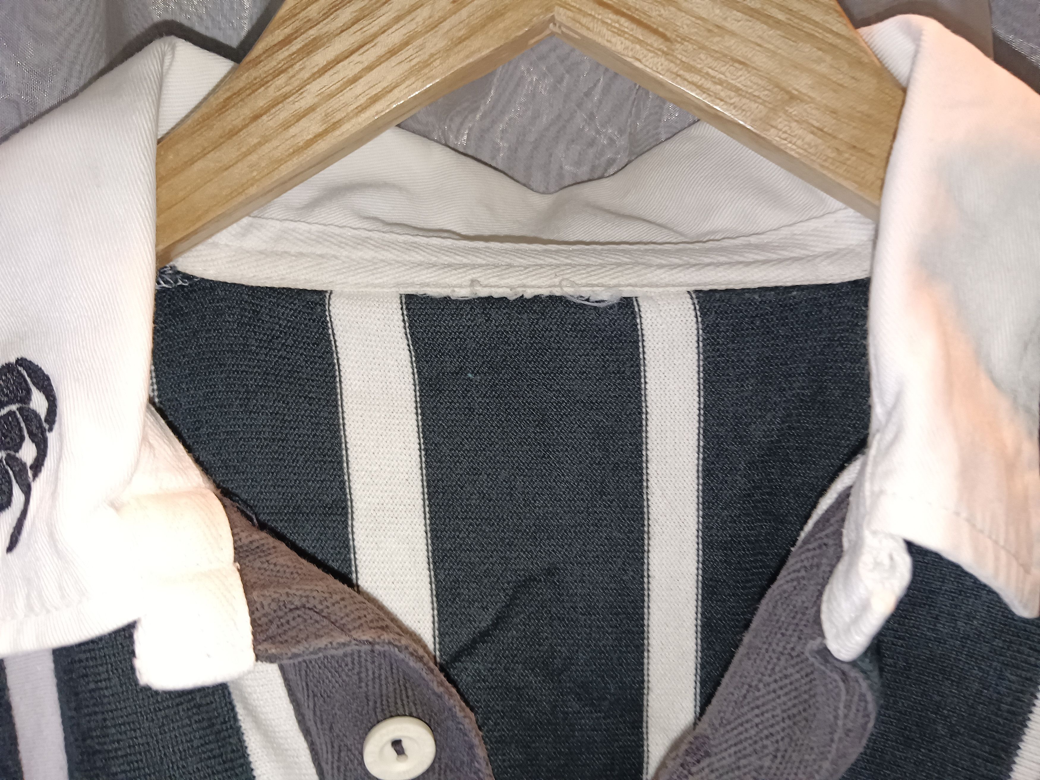 Canterbury of New Zealand Vintage Canterbury Collingwood magpies Size US M / EU 48-50 / 2 - 5 Thumbnail