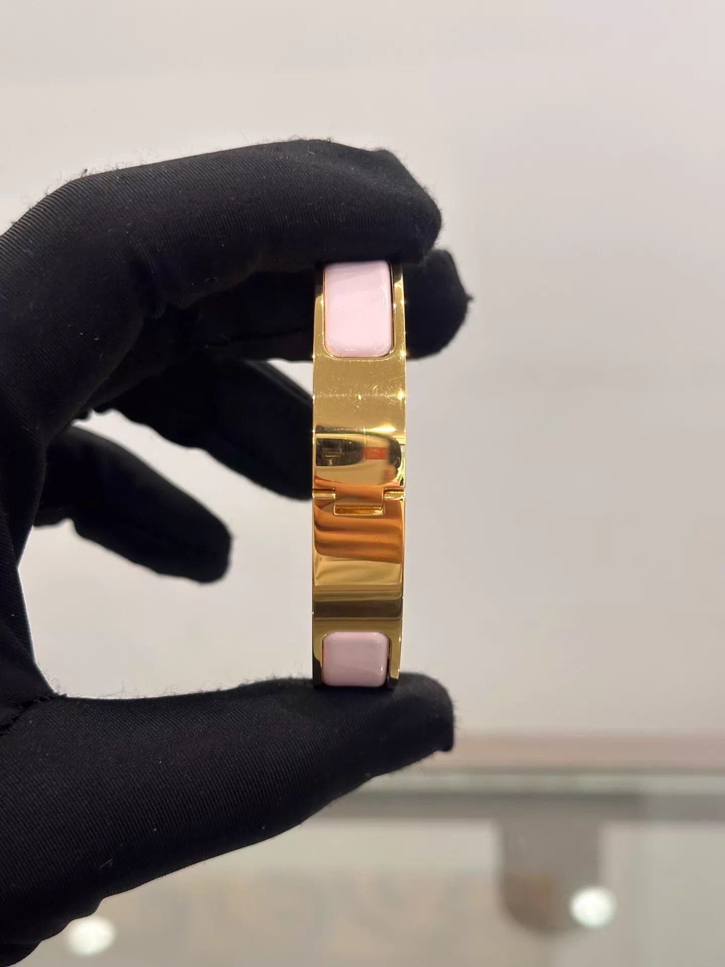 Hermes Hermès Clic H Pink Enamel H Gold Bangle PM Size ONE SIZE - 4 Thumbnail