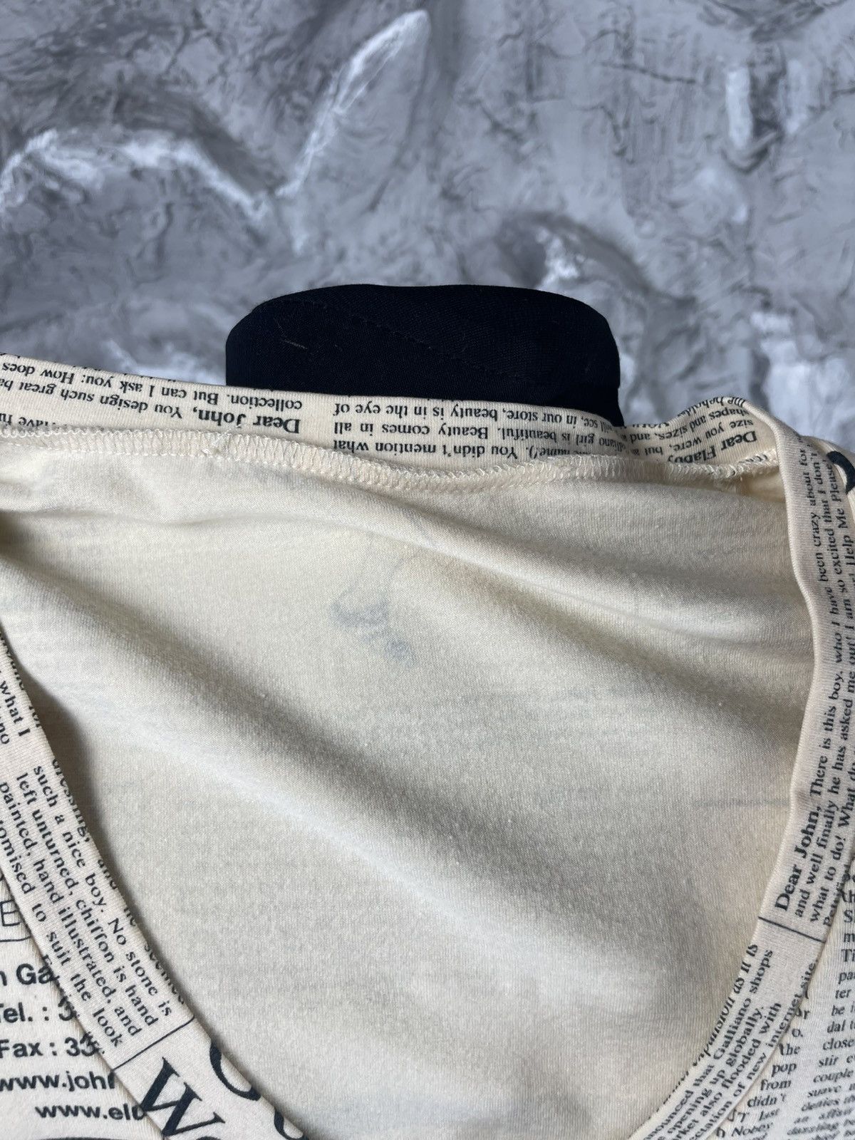 John Galliano John Galliano Rare Archive 2000s Gazette Print T-shirt Size M / US 6-8 / IT 42-44 - 12 Thumbnail