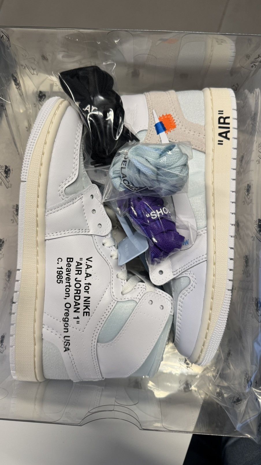 Nike × Off-White Air Jordan 1 Retro High V.A.A. Alaska Size US 6 / EU 39 - 1 Thumbnail