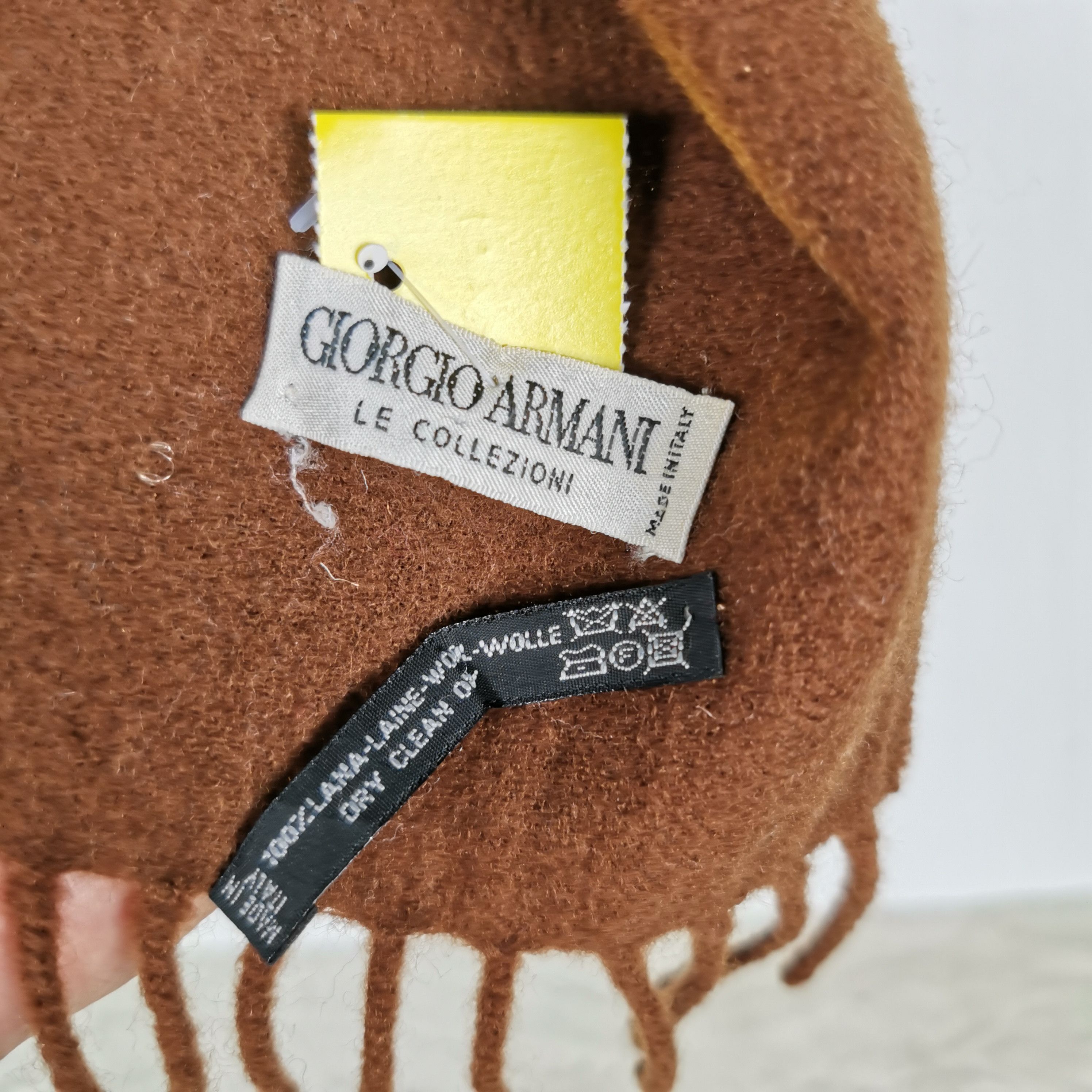 Giorgio Armani Vintage Giorgio Armani Scarf Muffler Wool Cashmere Scarves Size ONE SIZE - 4 Thumbnail