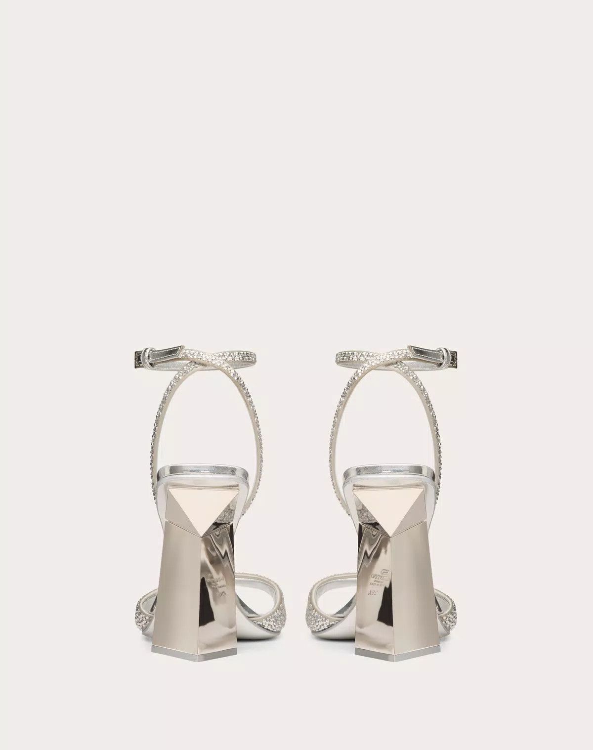 Valentino o1s1wg110426 Hyper One Stud Sandals With Crystals in Silver Size US 5.5 / IT 35.5 - 3 Thumbnail