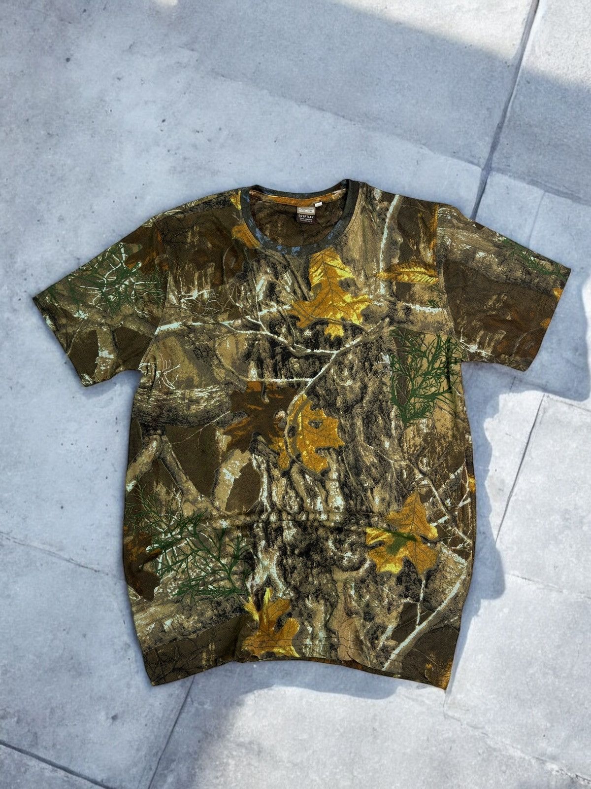 Carhartt × Mossy Oaks × Realtree Realtree mossy oaks camo tee swag y2k utility gorpcore 00s Size US S / EU 44-46 / 1 - 1 Thumbnail