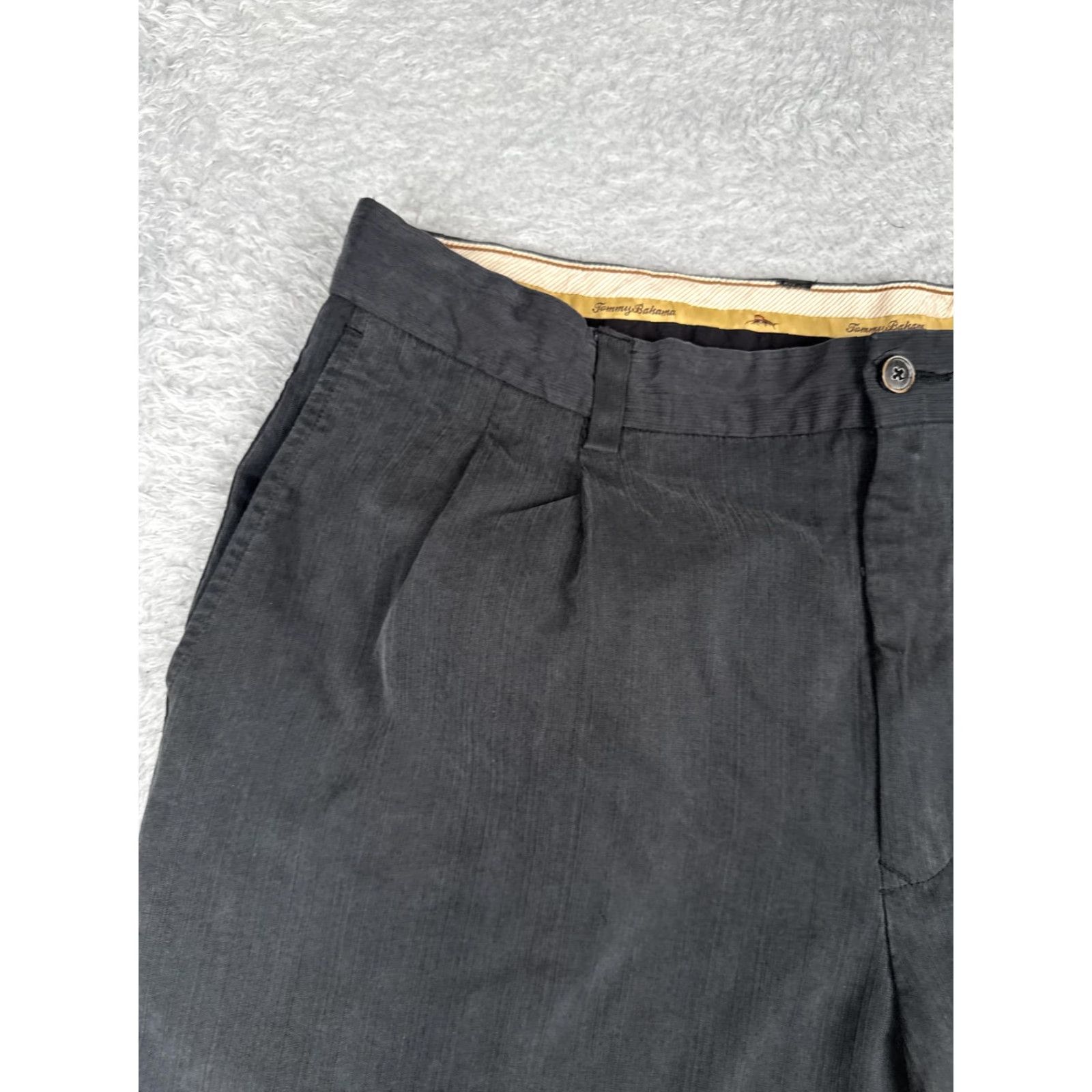 Tommy Bahama VINTAGE? No — Tommy Bahama Chino Shorts Mens 36 Black Pleated Front Relaxed Fit Casual Beach Summer Active Mens Size US 36 / EU 52 - 4 Thumbnail