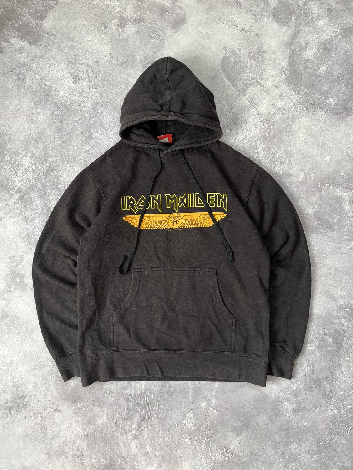 Band Tees Vintage 00s Iron maiden Hoodie 2008 size M reverse logo Size US M / EU 48-50 / 2 - 2 Thumbnail