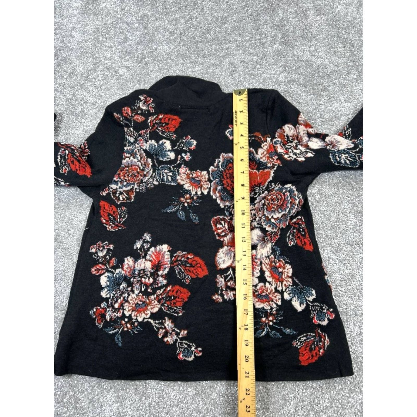 Vintage Moulinette Soeurs Sweater Womens XS Black Floral Knit Cardigan Open Front Cotton V-Neck Long Sleeve Winter Fall Spring Mens, Womens Size XS / US 0-2 / IT 36-38 - 7 Thumbnail